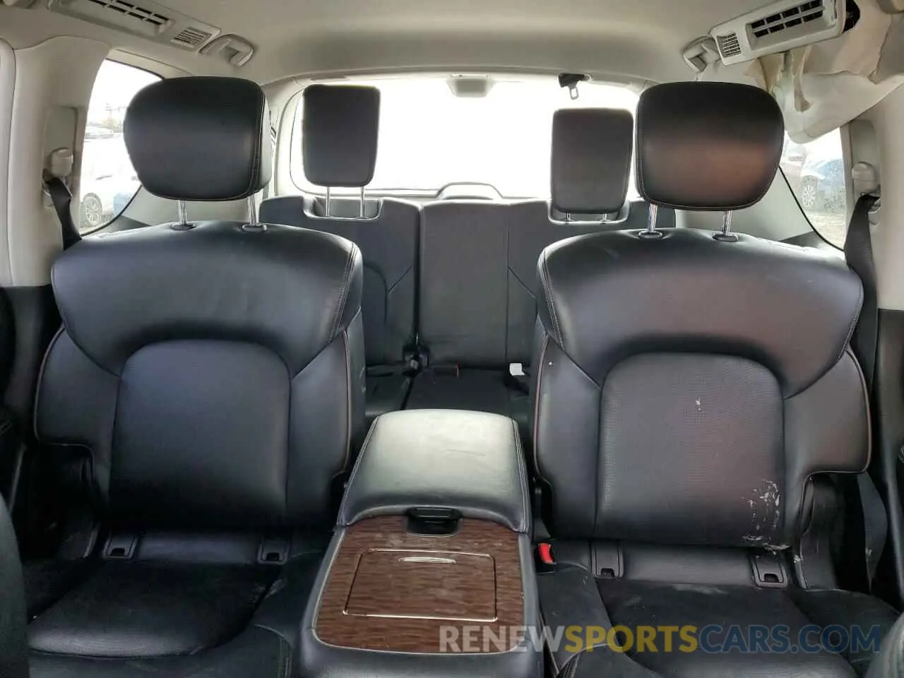 10 Photograph of a damaged car JN8AY2NE0L9781880 NISSAN ARMADA 2020