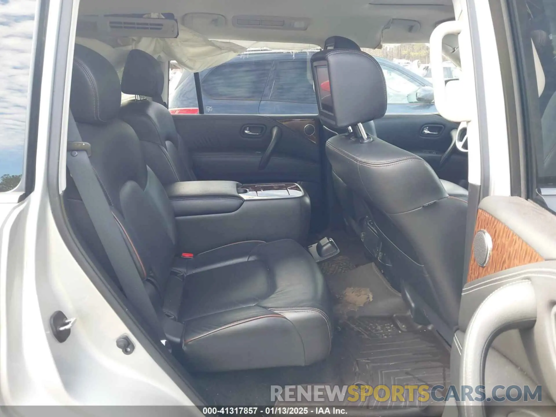 8 Photograph of a damaged car JN8AY2NF6L9360609 NISSAN ARMADA 2020