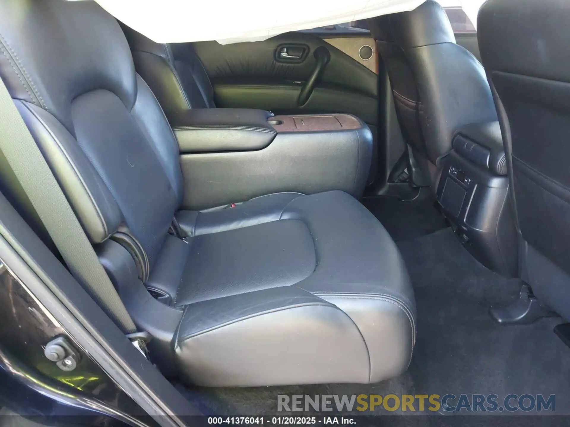 8 Фотография поврежденного автомобиля JN8AY2BA1M9370040 NISSAN ARMADA 2021