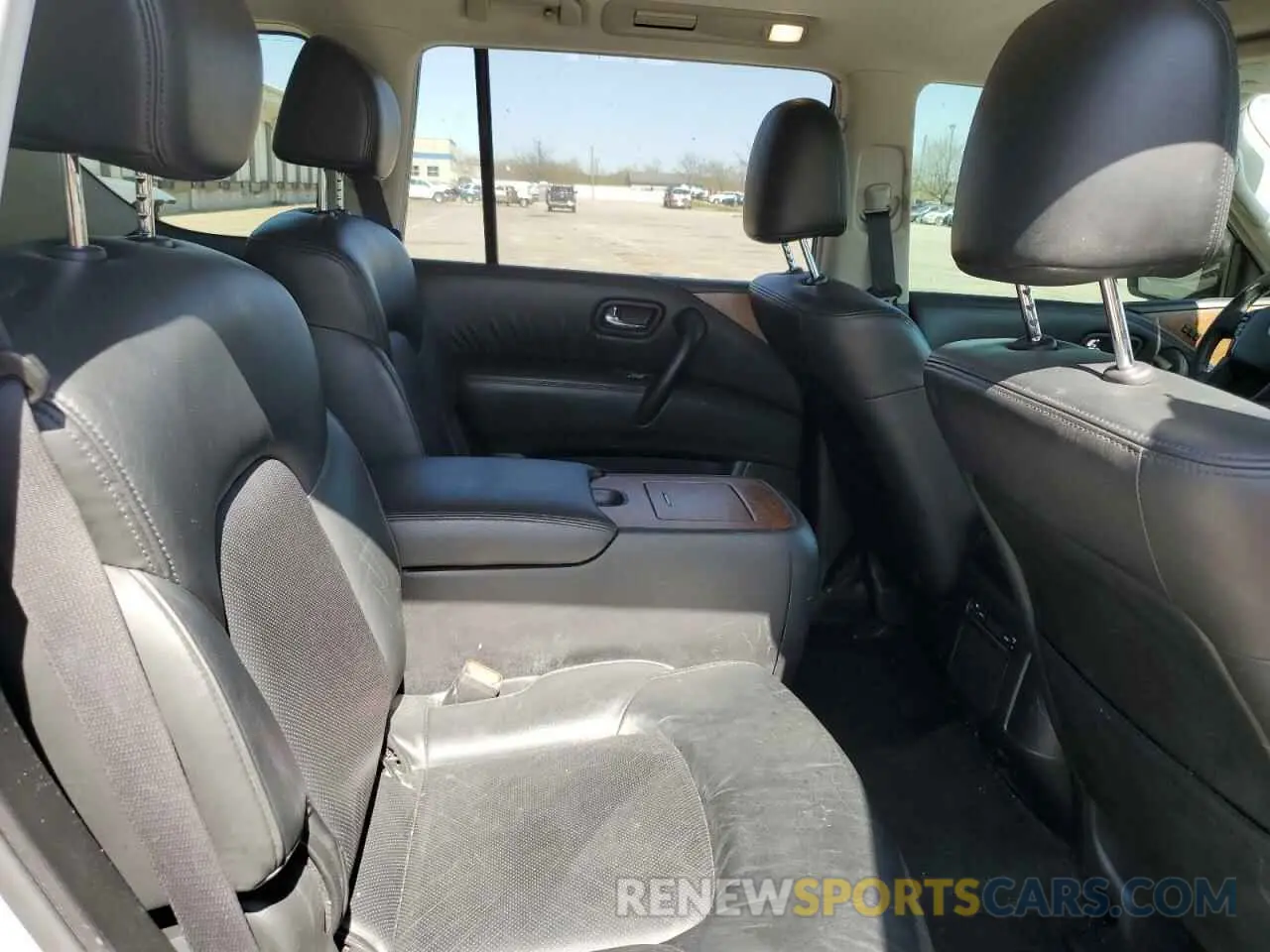 11 Photograph of a damaged car JN8AY2BAXM9374569 NISSAN ARMADA 2021