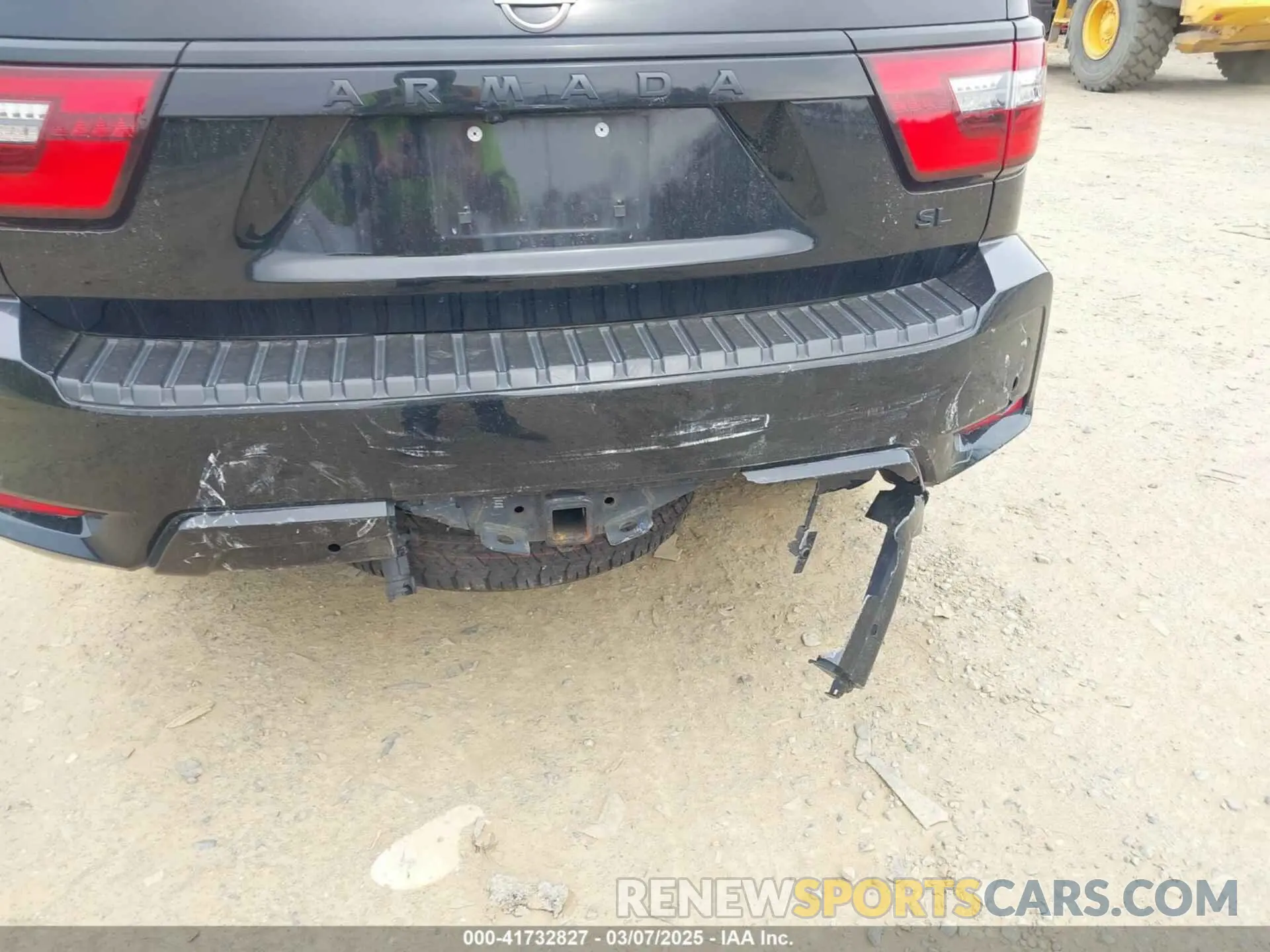 17 Photograph of a damaged car JN8AY2BB8M9790483 NISSAN ARMADA 2021
