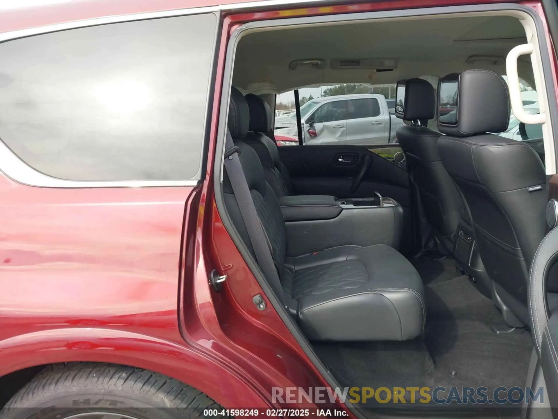 8 Photograph of a damaged car JN8AY2DA0N9390195 NISSAN ARMADA 2022