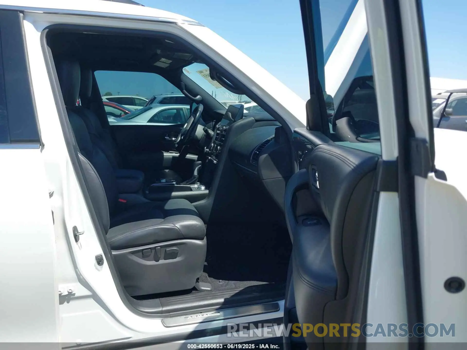 5 Photograph of a damaged car JN8AY2BB9P9835788 NISSAN ARMADA 2023