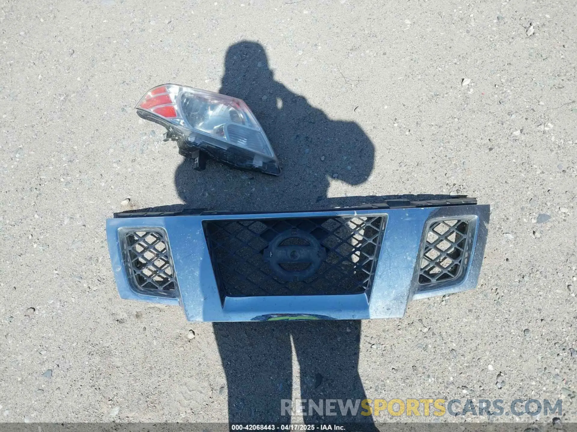 12 Photograph of a damaged car 1N6AD0CW9KN737810 NISSAN FRONTIER 2019