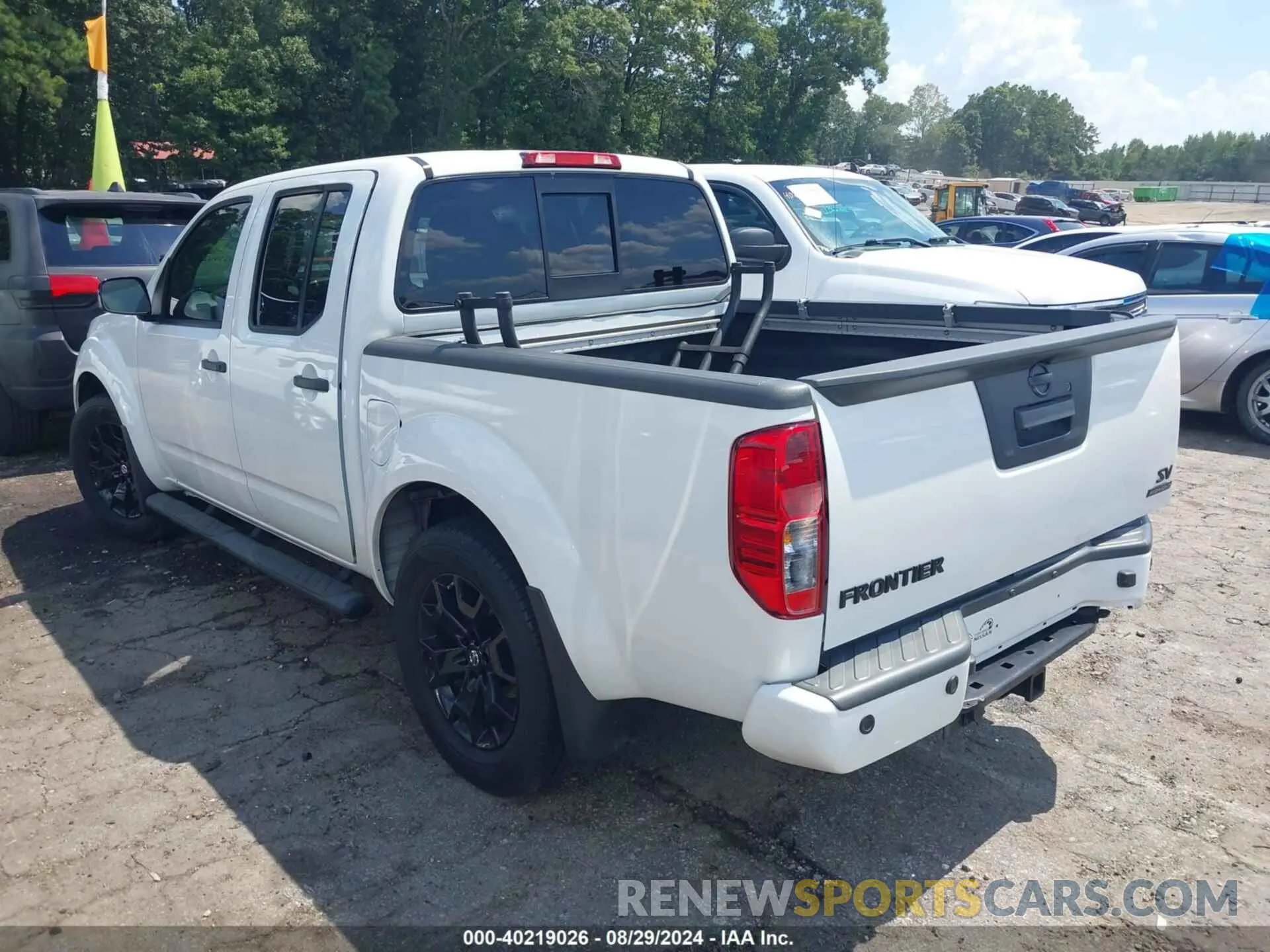 3 Фотография поврежденного автомобиля 1N6AD0ER1KN772476 NISSAN FRONTIER 2019