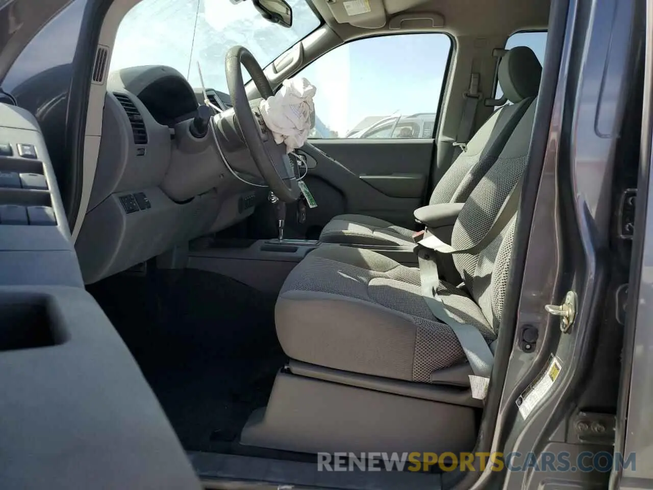 7 Photograph of a damaged car 1N6AD0ER1KN878362 NISSAN FRONTIER 2019