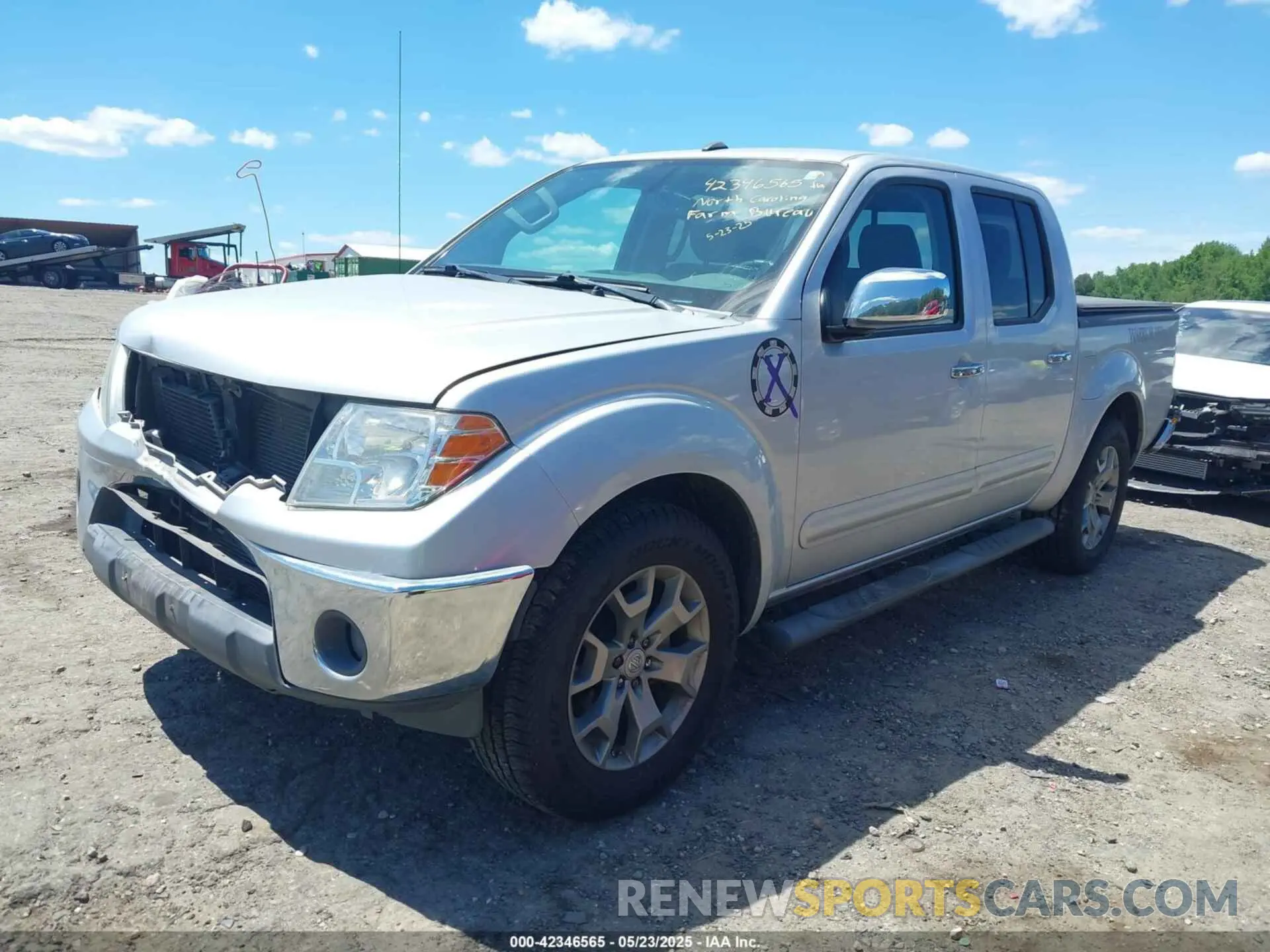 2 Photograph of a damaged car 1N6AD0ER2KN753127 NISSAN FRONTIER 2019