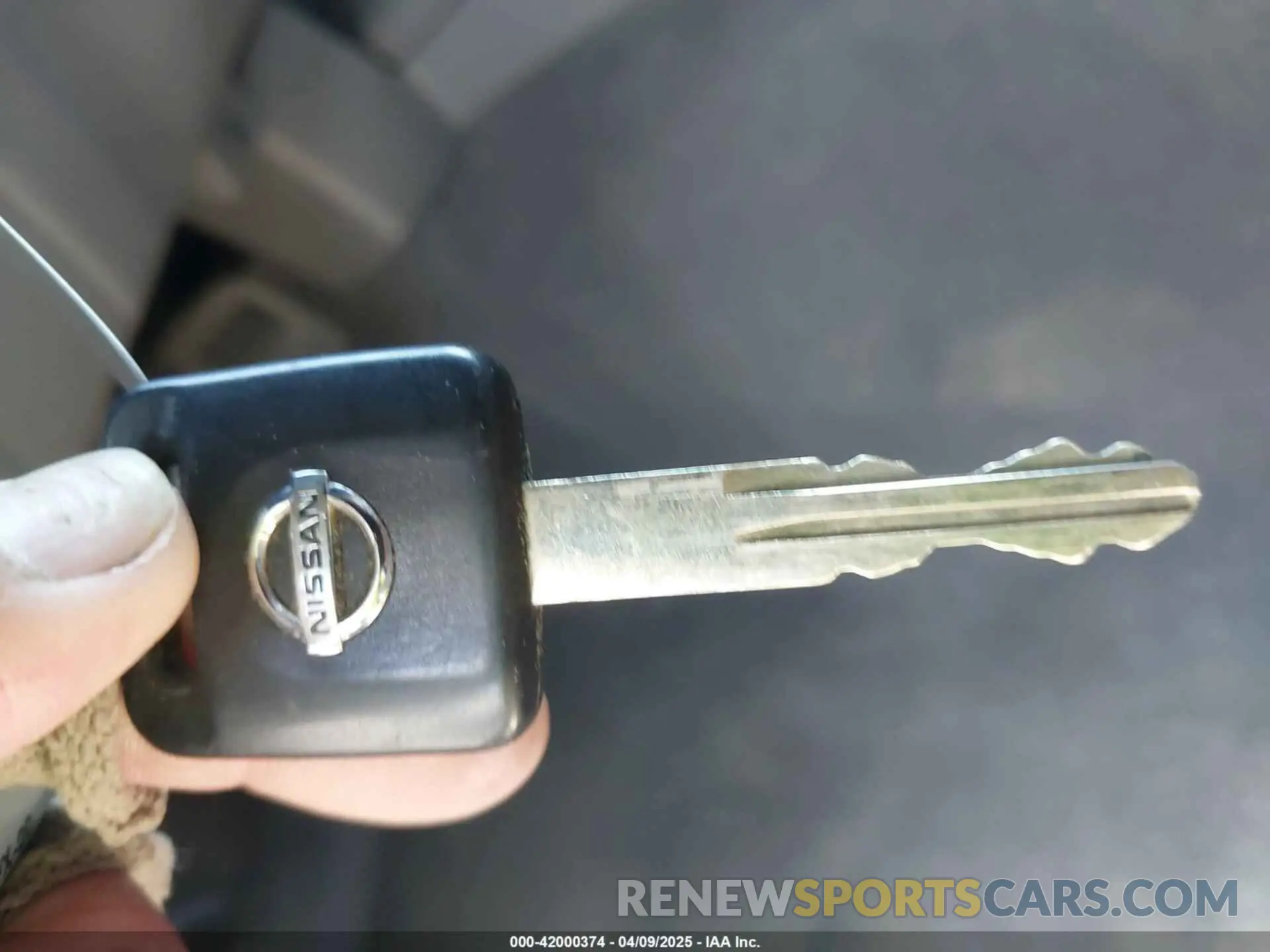 11 Photograph of a damaged car 1N6AD0ER4KN709873 NISSAN FRONTIER 2019