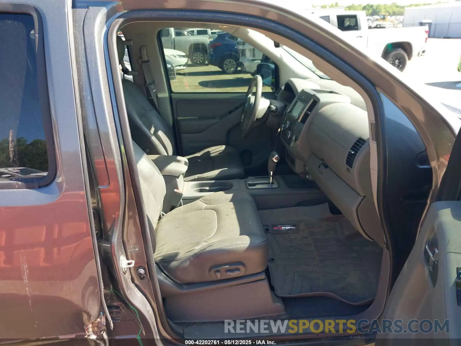 5 Фотография поврежденного автомобиля 1N6AD0ER4KN756322 NISSAN FRONTIER 2019