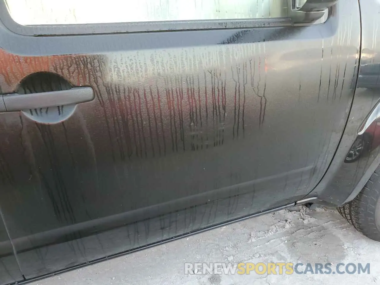12 Photograph of a damaged car 1N6AD0ER4KN770365 NISSAN FRONTIER 2019