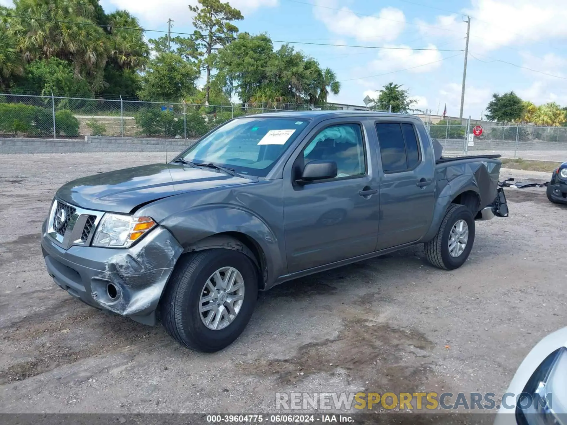 2 Photograph of a damaged car 1N6AD0ER5KN774943 NISSAN FRONTIER 2019