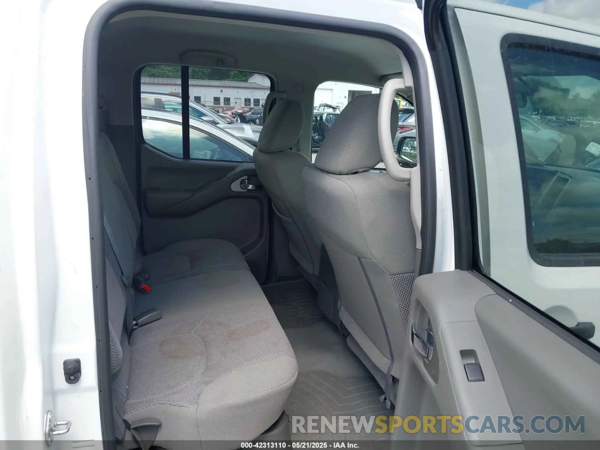 8 Фотография поврежденного автомобиля 1N6AD0ER8KN704739 NISSAN FRONTIER 2019