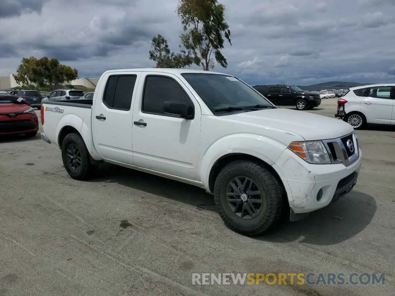 4 Photograph of a damaged car 1N6AD0ER8KN746621 NISSAN FRONTIER 2019