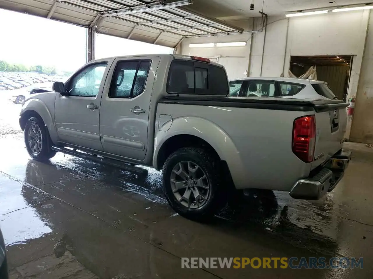 2 Photograph of a damaged car 1N6AD0EV5KN761977 NISSAN FRONTIER 2019