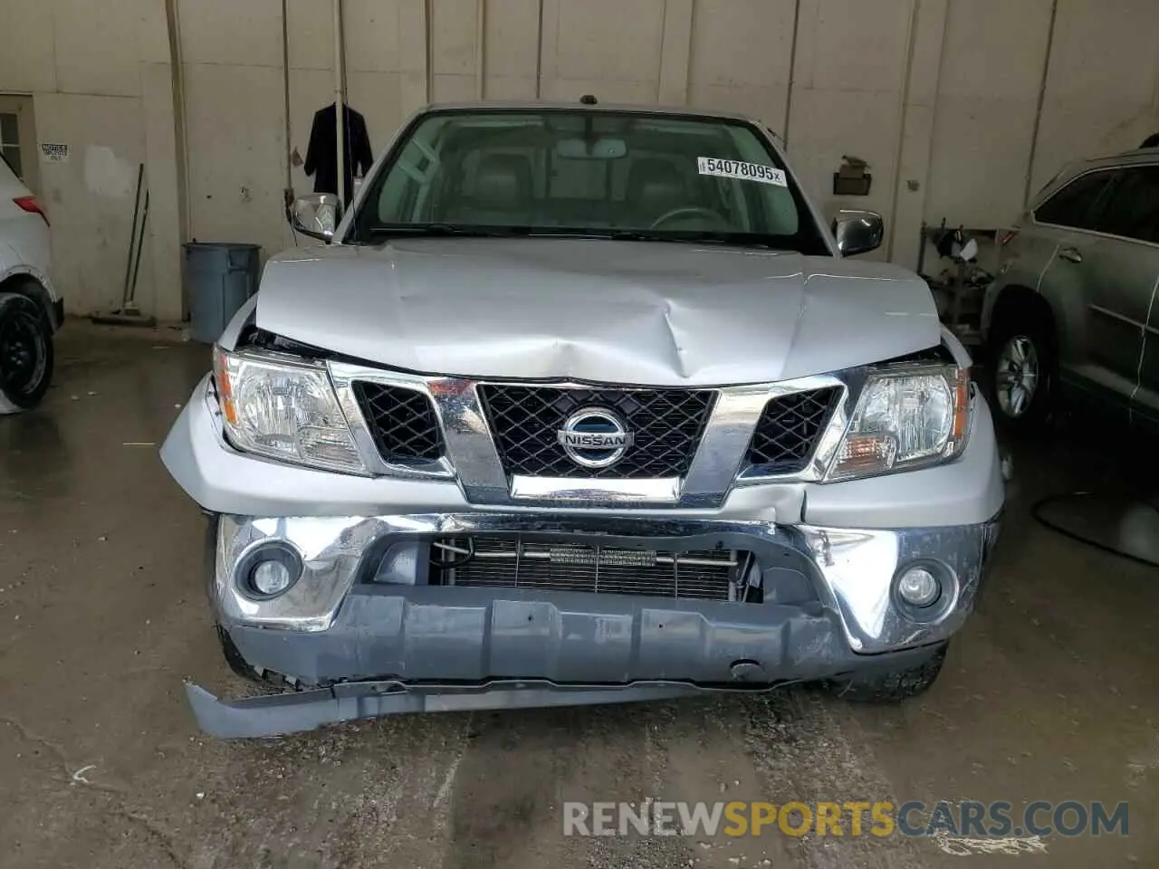 5 Photograph of a damaged car 1N6AD0EV5KN761977 NISSAN FRONTIER 2019