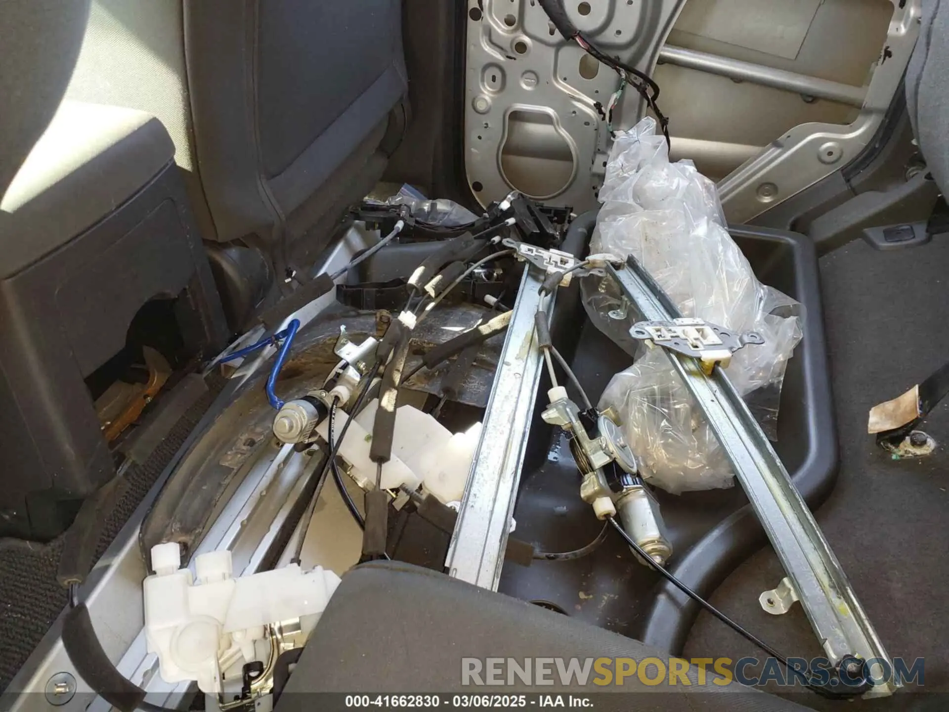 18 Фотография поврежденного автомобиля 1N6AD0EV7KN723571 NISSAN FRONTIER 2019