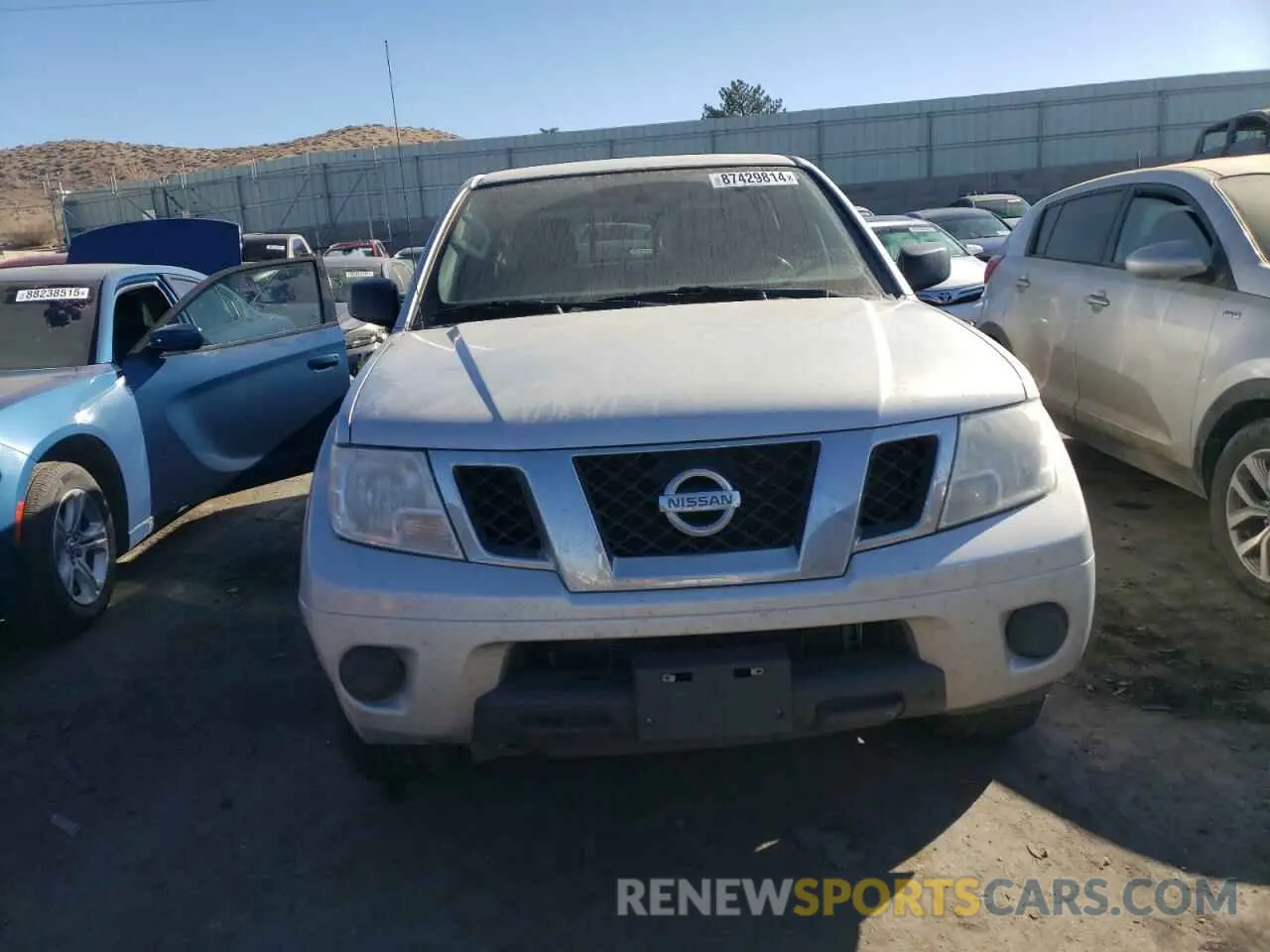 5 Photograph of a damaged car 1N6AD0EV7KN723781 NISSAN FRONTIER 2019