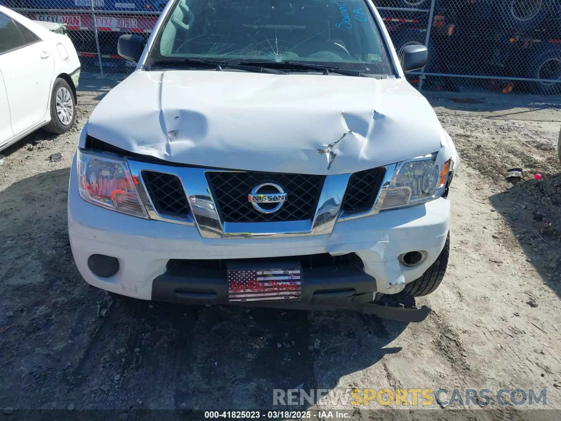 12 Photograph of a damaged car 1N6AD0EV8KN710070 NISSAN FRONTIER 2019