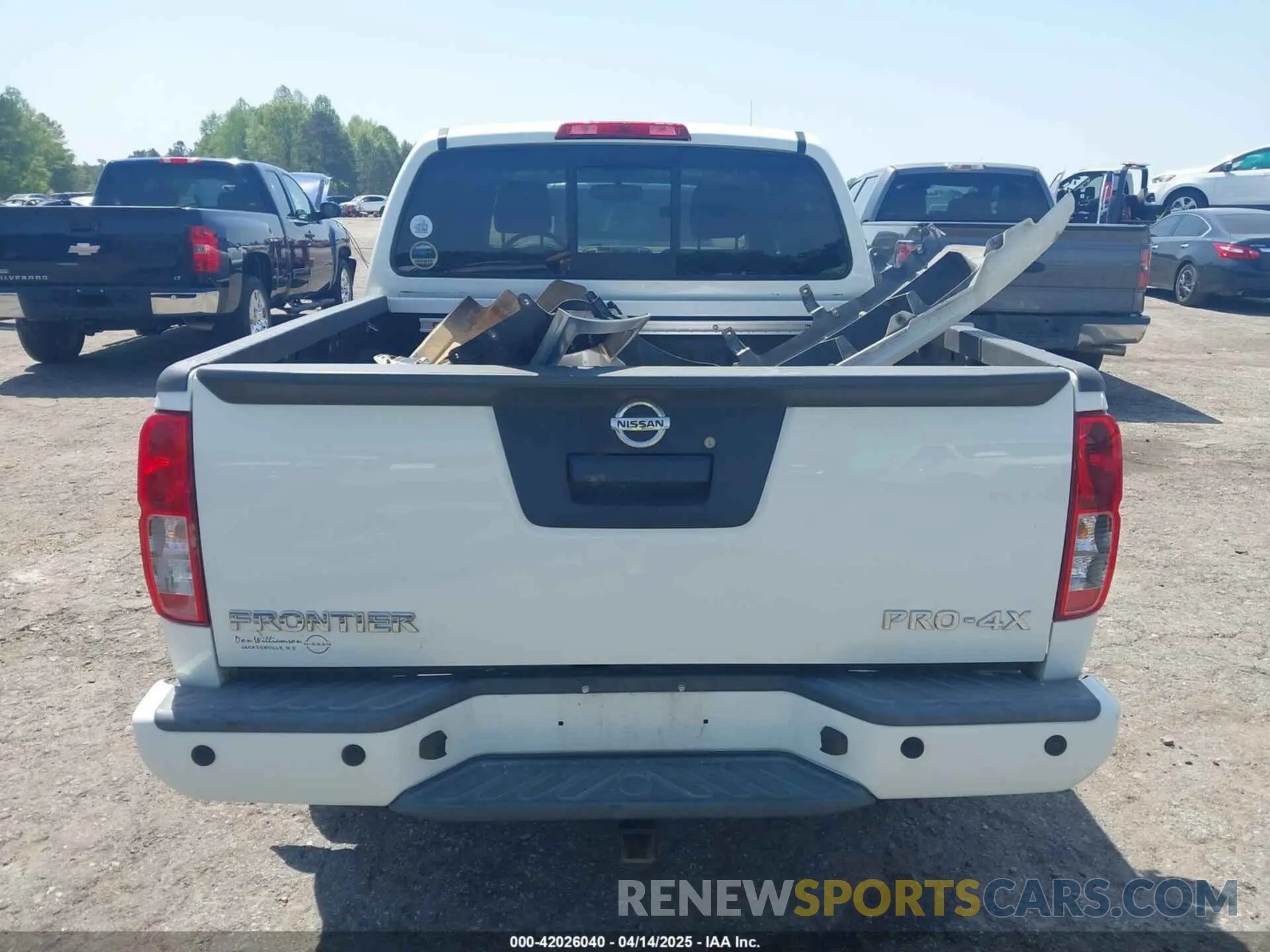 17 Фотография поврежденного автомобиля 1N6AD0EV8KN882308 NISSAN FRONTIER 2019