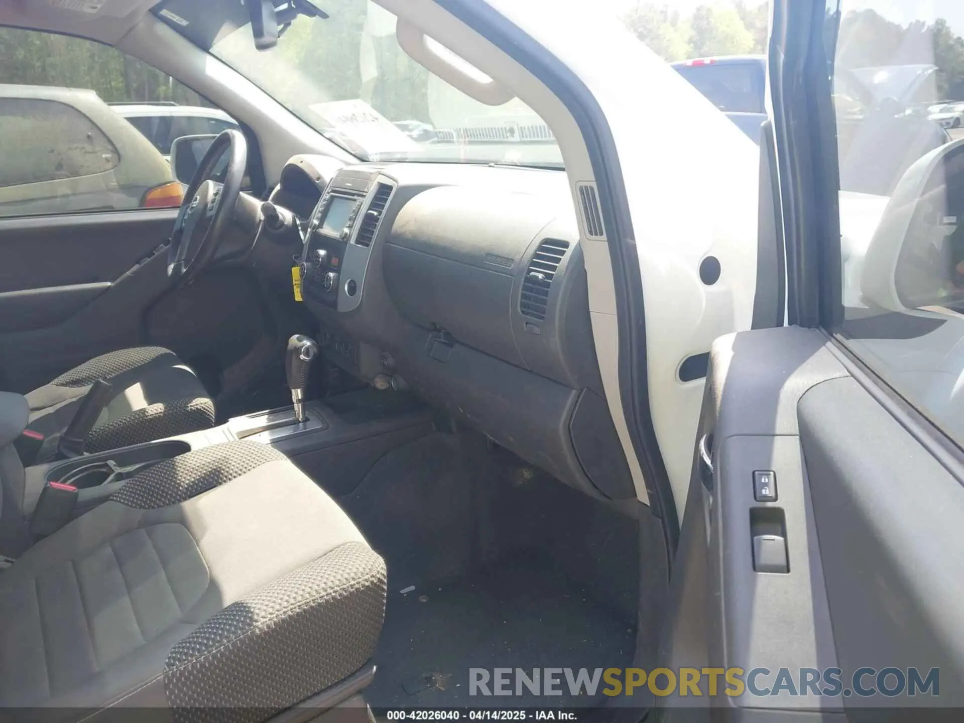 5 Фотография поврежденного автомобиля 1N6AD0EV8KN882308 NISSAN FRONTIER 2019
