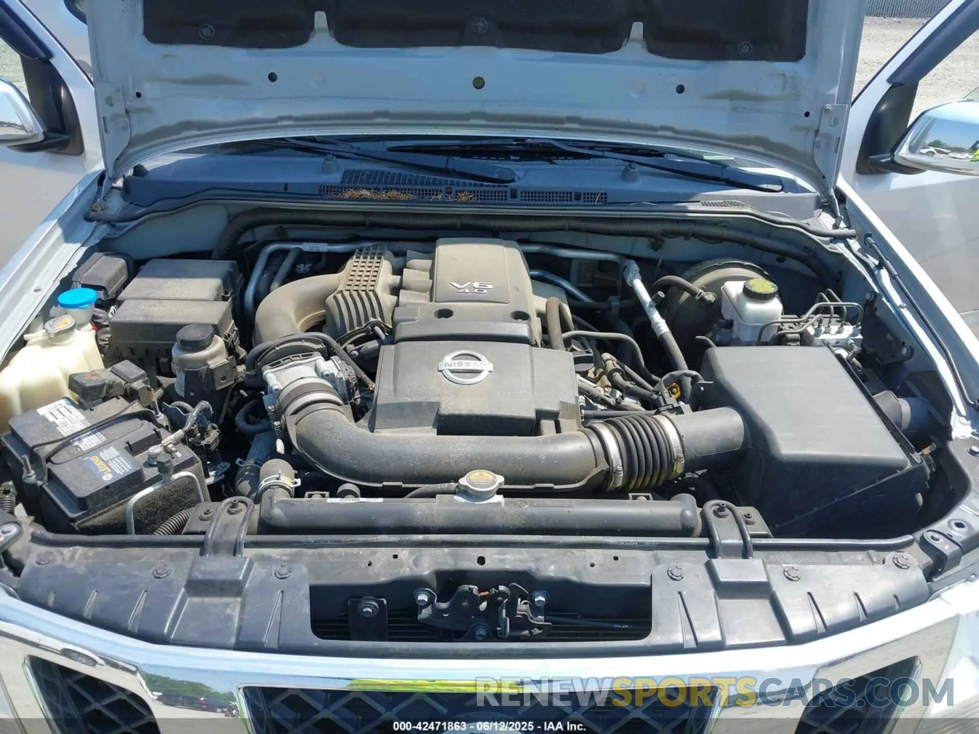 10 Photograph of a damaged car 1N6AD0EV9KN752067 NISSAN FRONTIER 2019