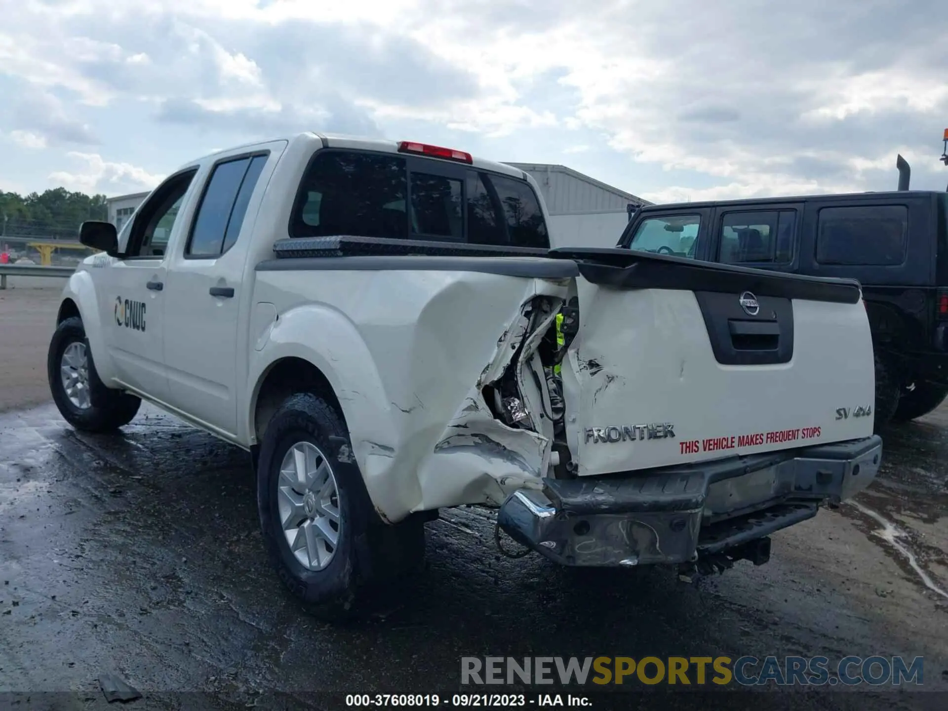 3 Photograph of a damaged car 1N6AD0EV9KN763893 NISSAN FRONTIER 2019