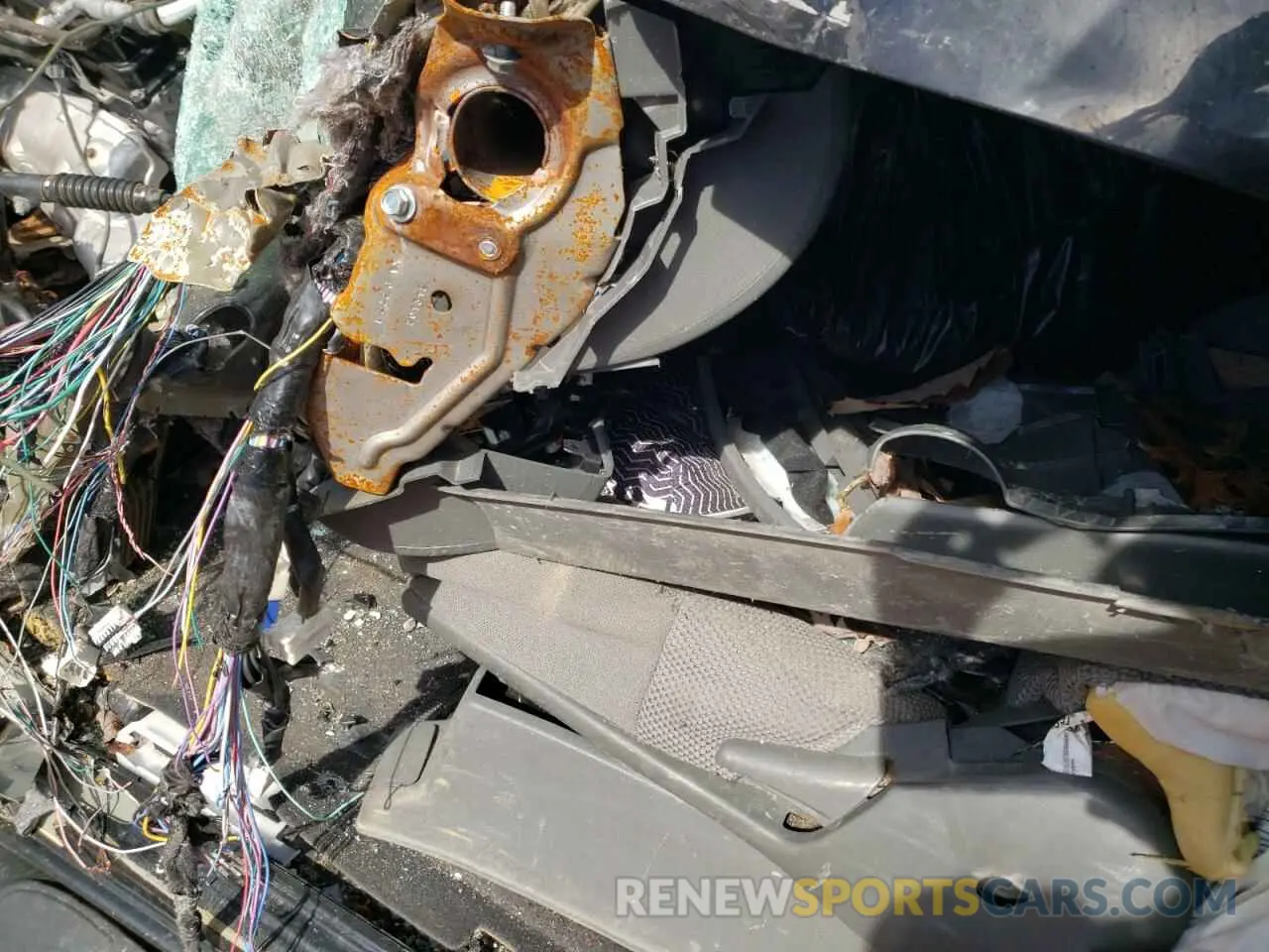 9 Photograph of a damaged car 1N6AD0EVXKN719286 NISSAN FRONTIER 2019