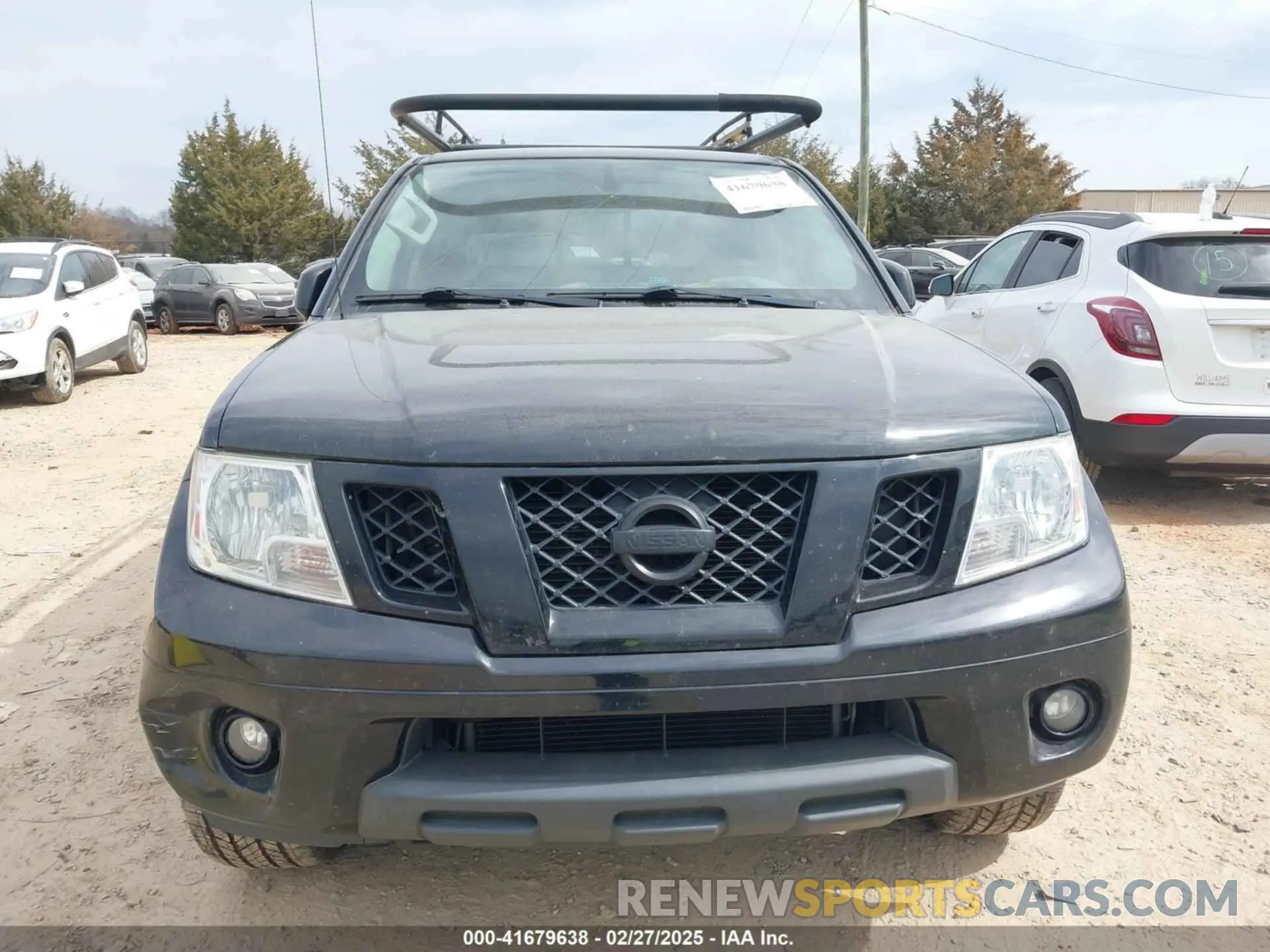 11 Photograph of a damaged car 1N6AD0EVXKN735729 NISSAN FRONTIER 2019