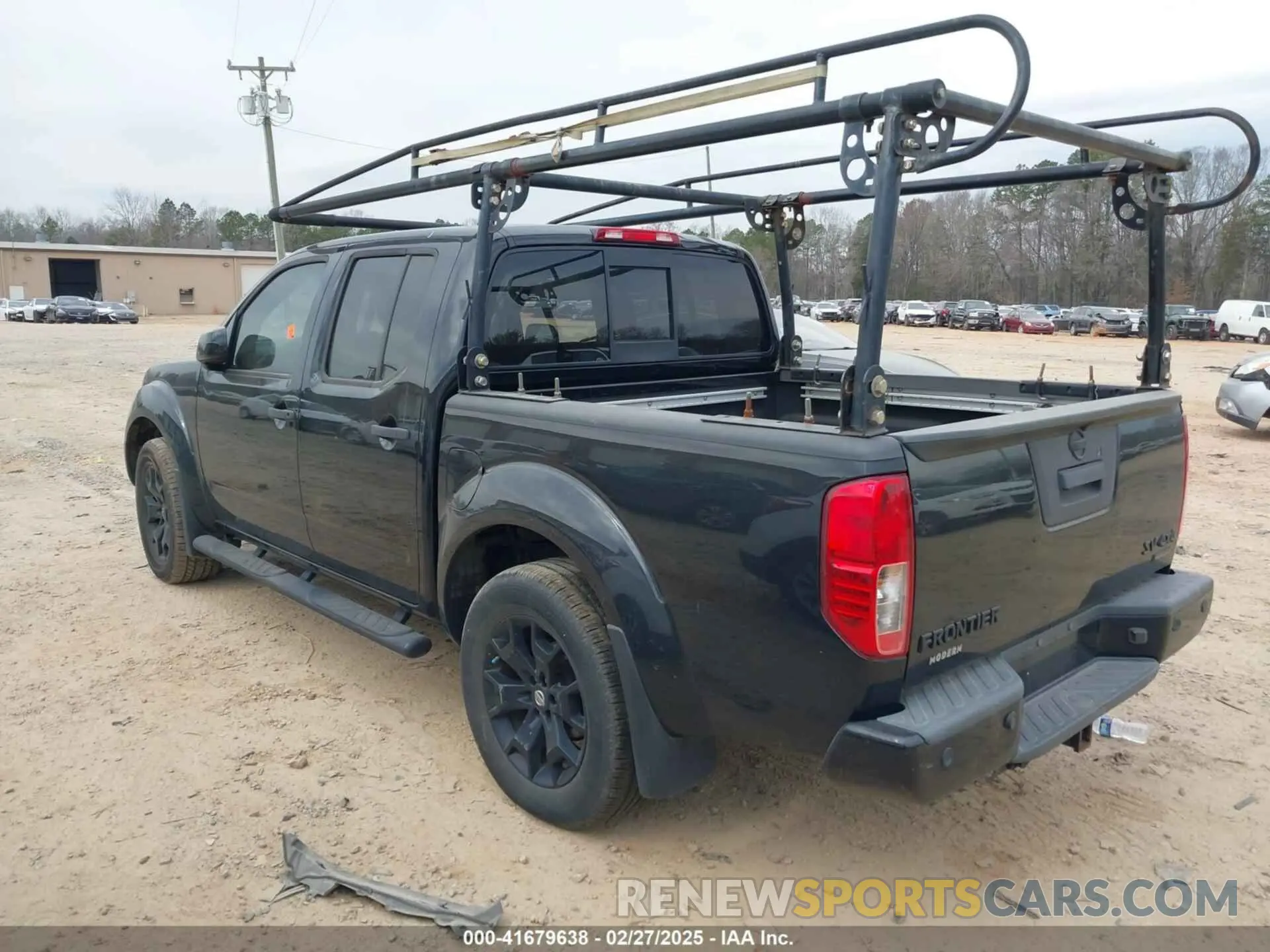 3 Photograph of a damaged car 1N6AD0EVXKN735729 NISSAN FRONTIER 2019