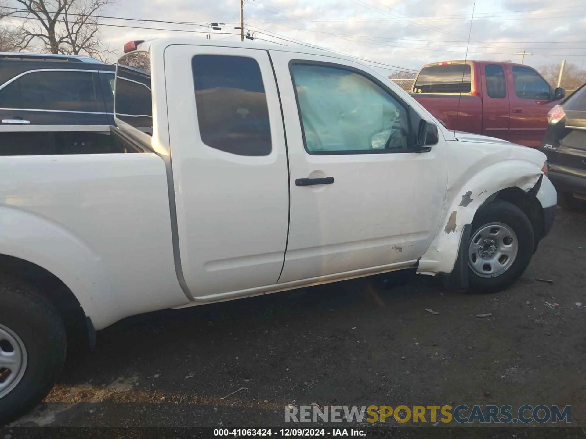 13 Photograph of a damaged car 1N6BD0CT6KN734146 NISSAN FRONTIER 2019