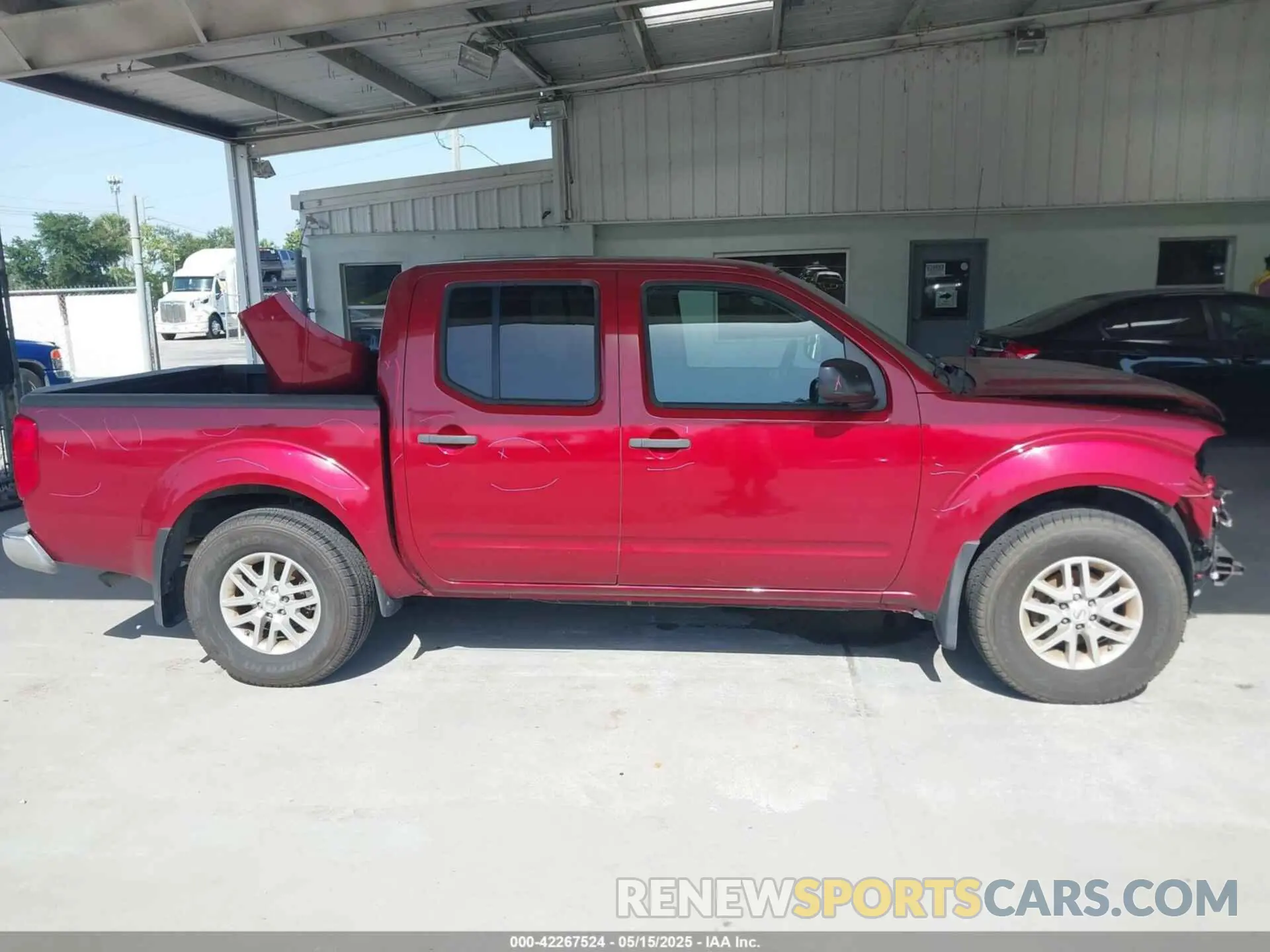 14 Photograph of a damaged car 1N6DD0ER3KN768040 NISSAN FRONTIER 2019