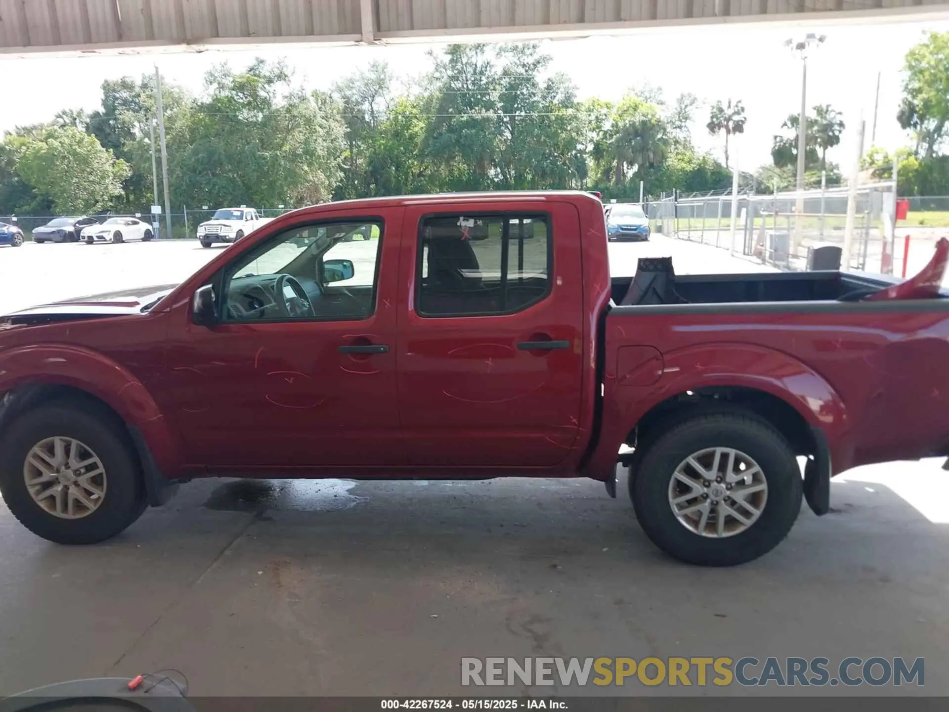 15 Photograph of a damaged car 1N6DD0ER3KN768040 NISSAN FRONTIER 2019