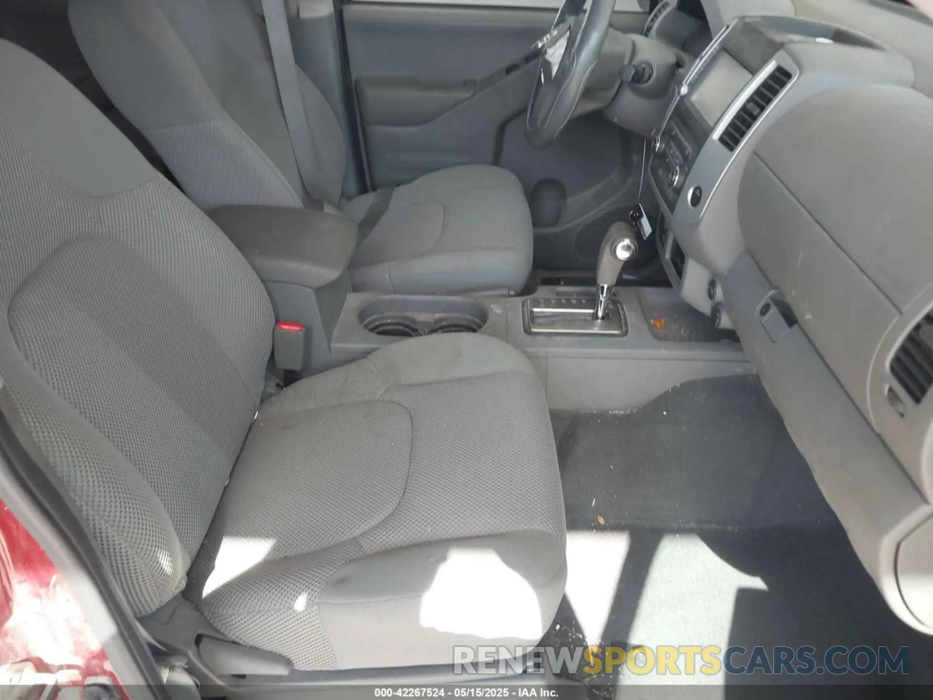 5 Photograph of a damaged car 1N6DD0ER3KN768040 NISSAN FRONTIER 2019