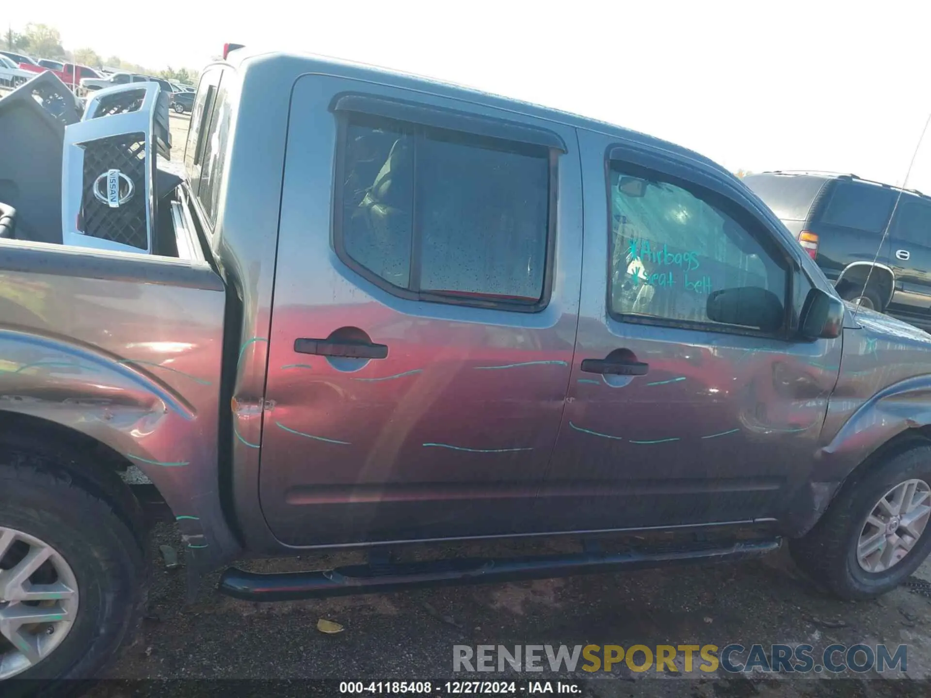 14 Photograph of a damaged car 1N6DD0ER4KN780083 NISSAN FRONTIER 2019