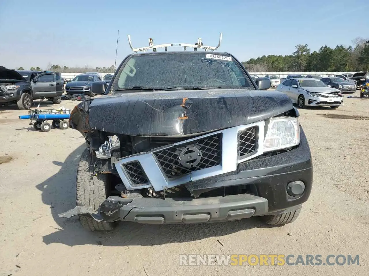5 Photograph of a damaged car 1N6ED0CE2LN713035 NISSAN FRONTIER 2020