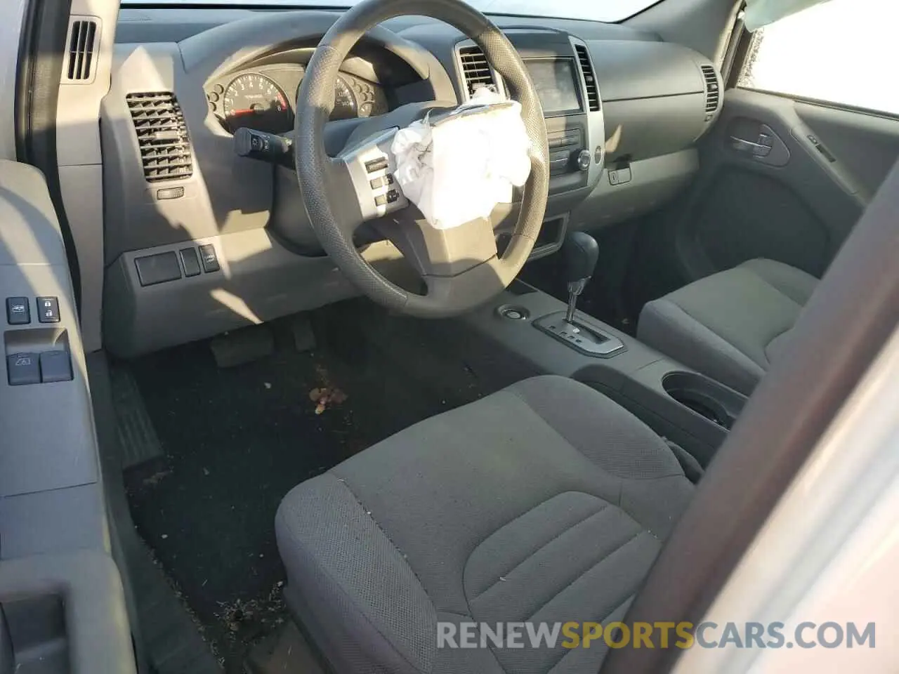 8 Photograph of a damaged car 1N6ED0CE4LN726661 NISSAN FRONTIER 2020
