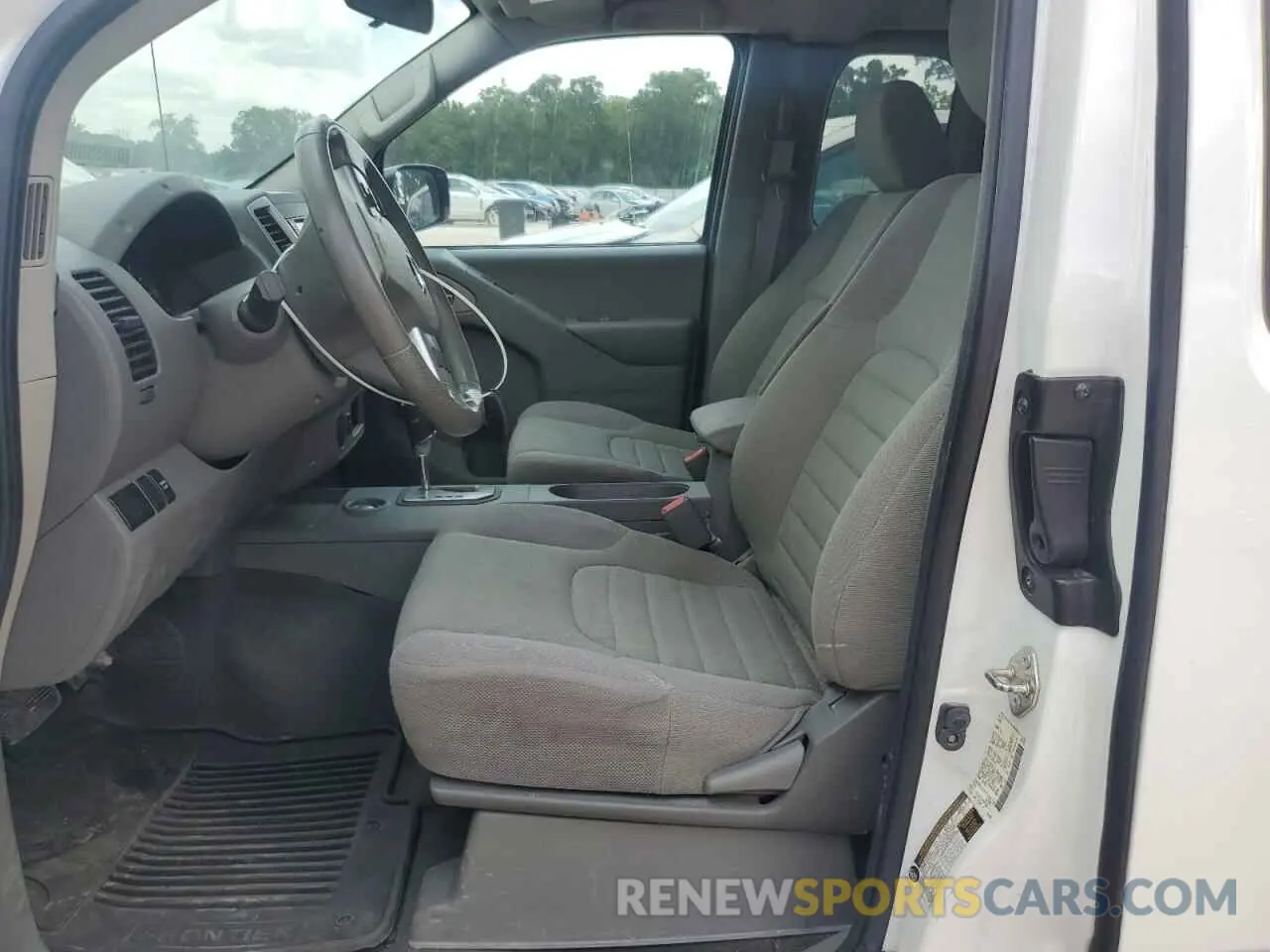 7 Photograph of a damaged car 1N6ED0CE5LN718679 NISSAN FRONTIER 2020