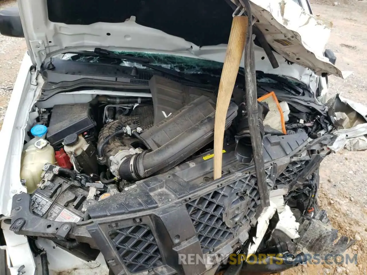 11 Photograph of a damaged car 1N6ED0CE6LN721137 NISSAN FRONTIER 2020