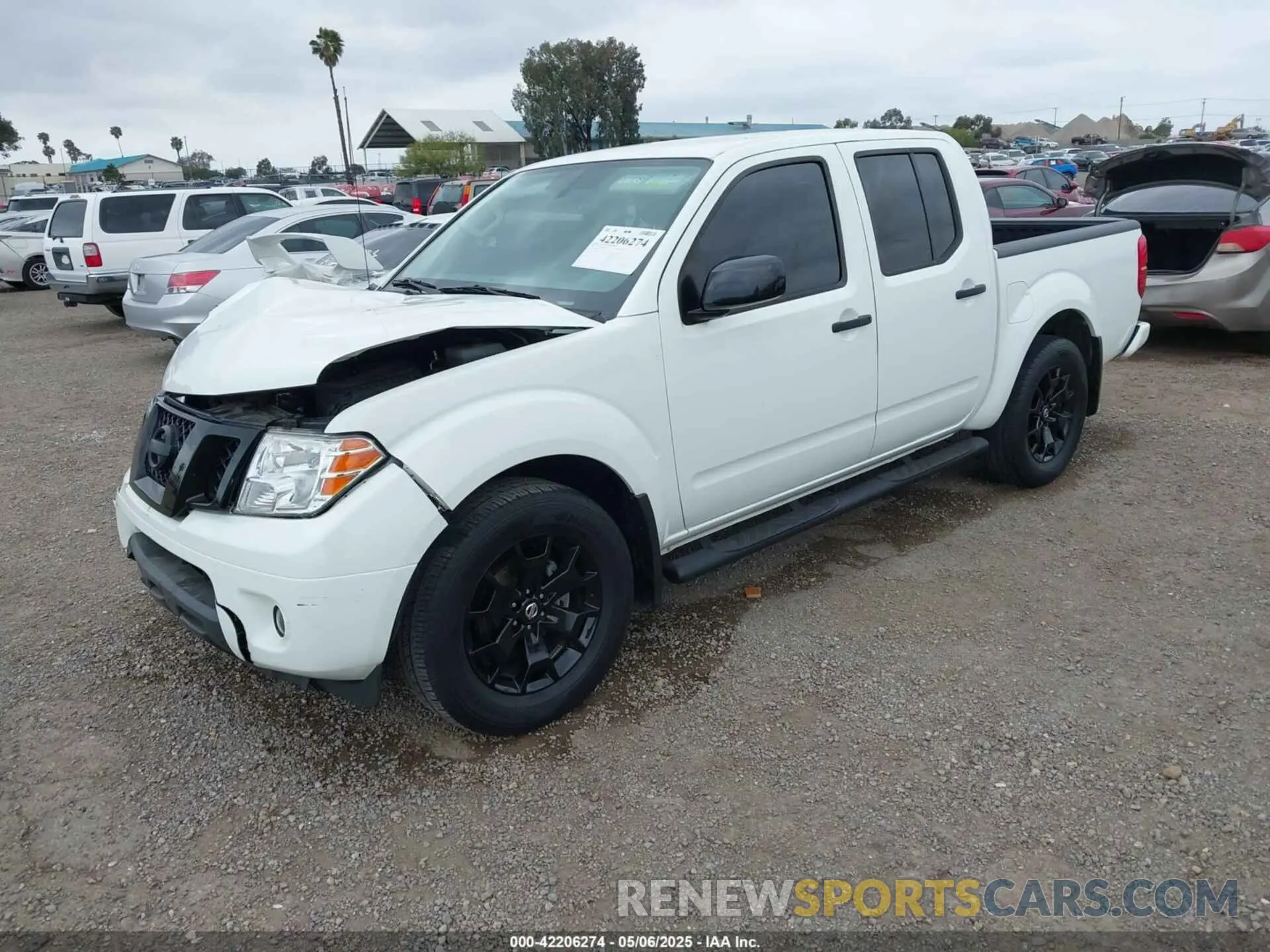 2 Photograph of a damaged car 1N6ED0EA0LN705624 NISSAN FRONTIER 2020