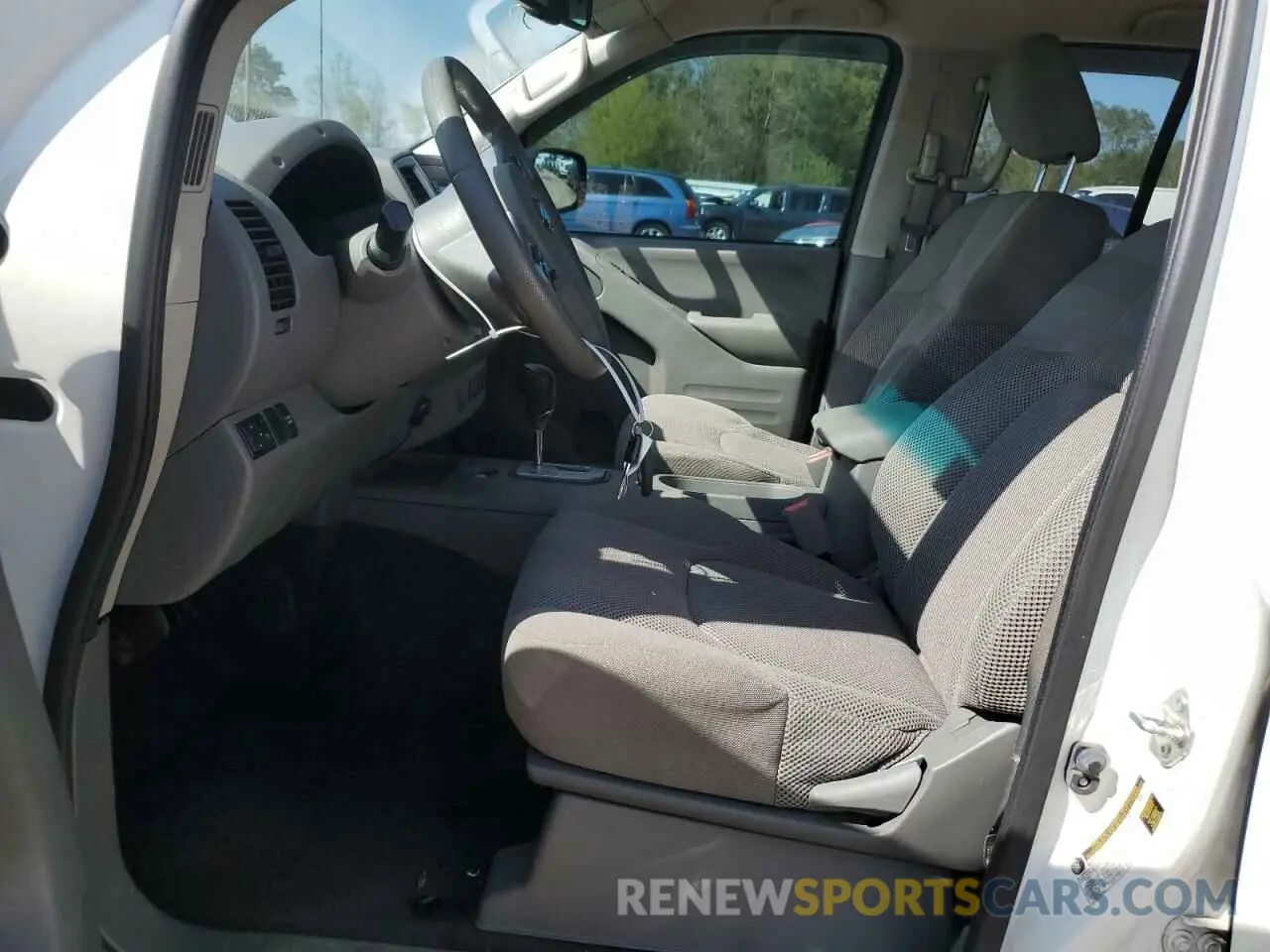 7 Photograph of a damaged car 1N6ED0EA3LN727553 NISSAN FRONTIER 2020