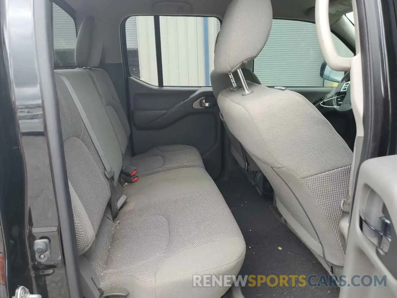 10 Photograph of a damaged car 1N6ED0EA4LN703102 NISSAN FRONTIER 2020