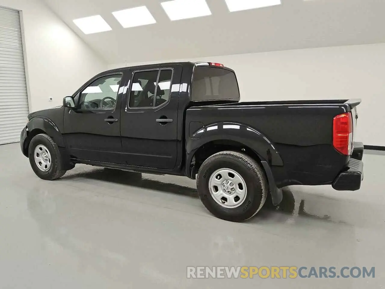 2 Photograph of a damaged car 1N6ED0EA5LN710351 NISSAN FRONTIER 2020