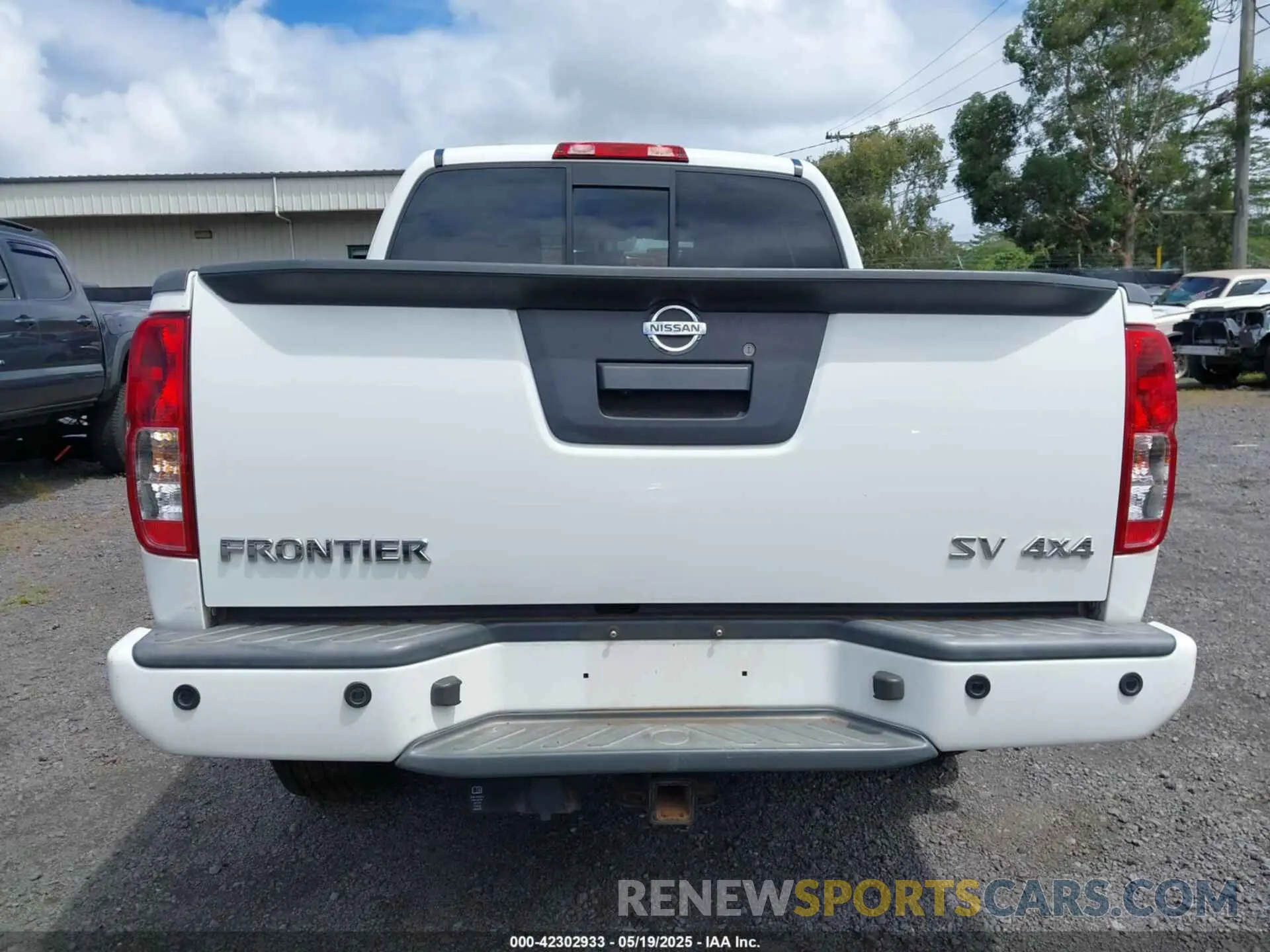 16 Photograph of a damaged car 1N6ED0EB2LN720957 NISSAN FRONTIER 2020