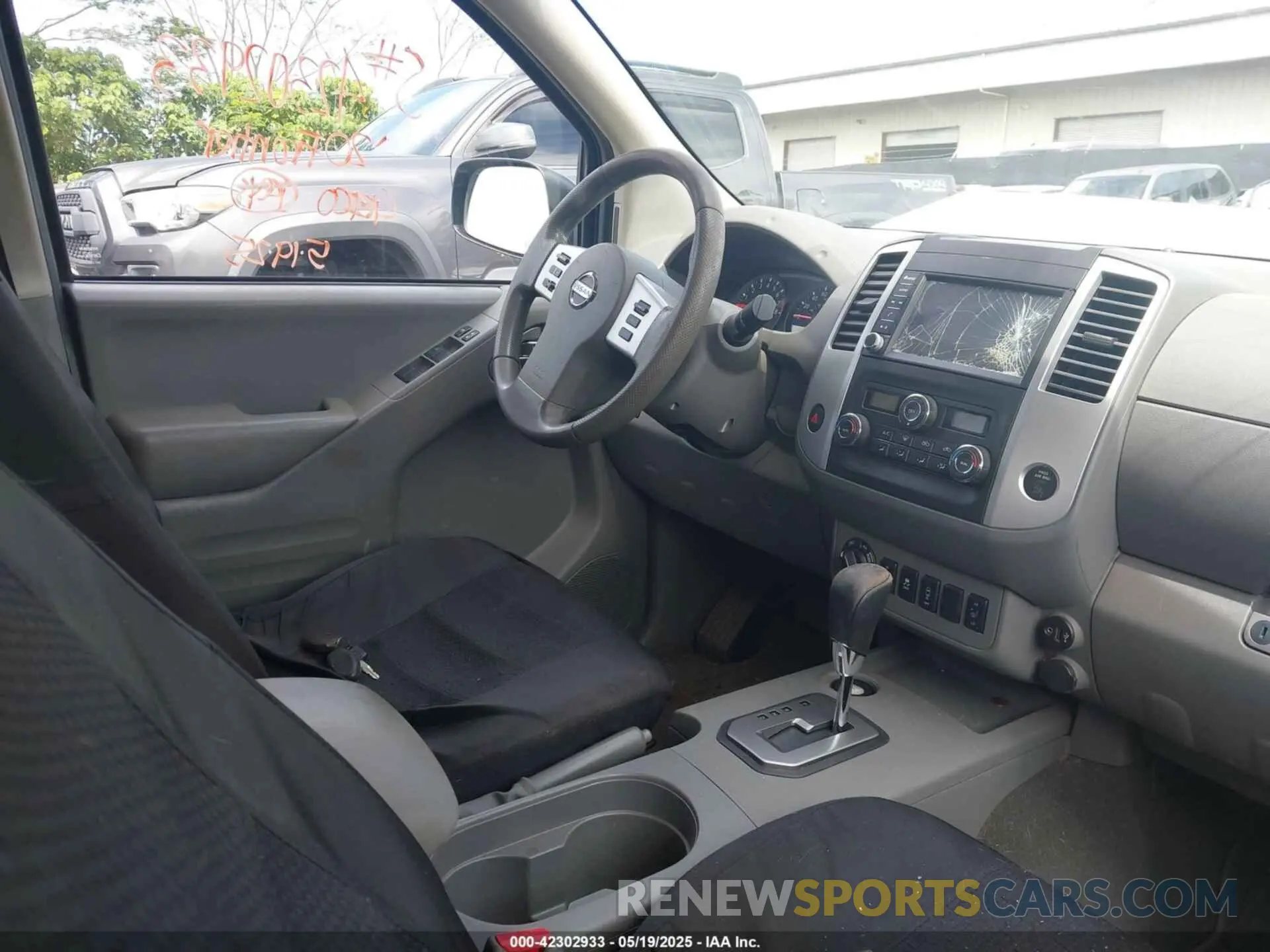 5 Photograph of a damaged car 1N6ED0EB2LN720957 NISSAN FRONTIER 2020