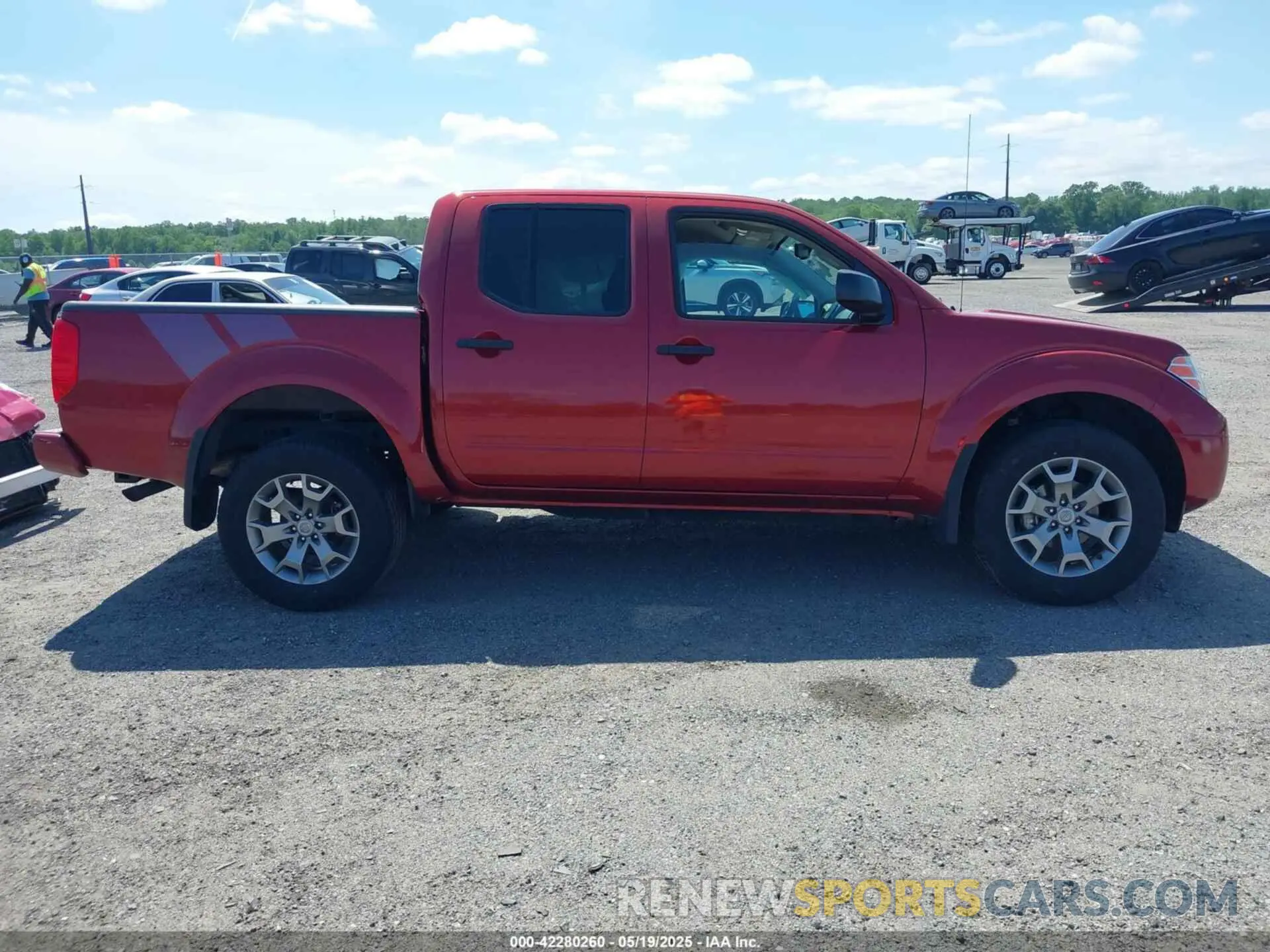 13 Photograph of a damaged car 1N6ED0EB6LN712988 NISSAN FRONTIER 2020