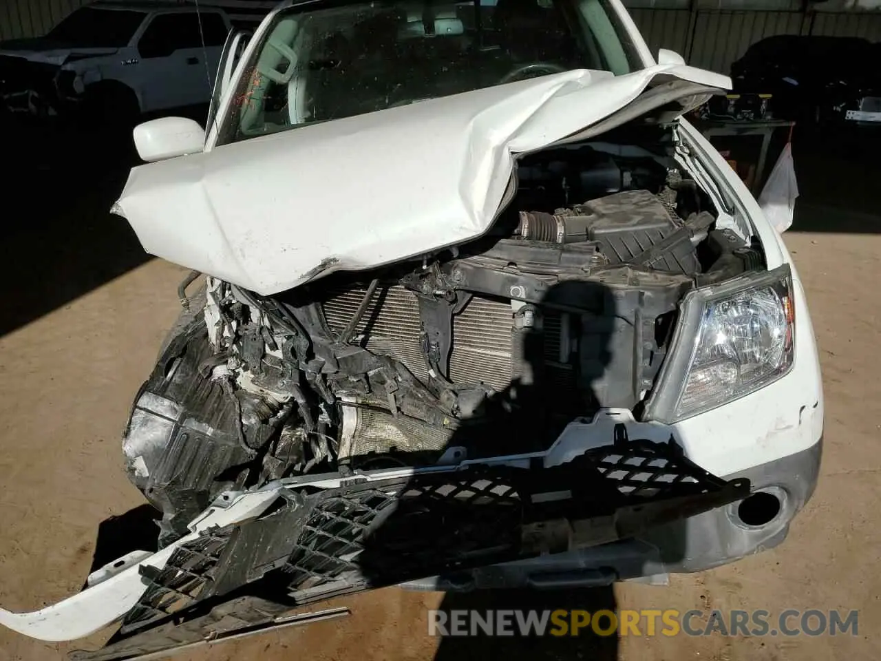 11 Photograph of a damaged car 1N6ED0EB7LN703345 NISSAN FRONTIER 2020