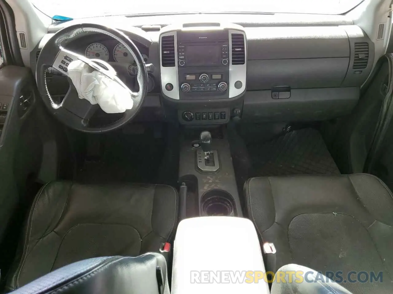 8 Photograph of a damaged car 1N6ED0EB7LN703345 NISSAN FRONTIER 2020