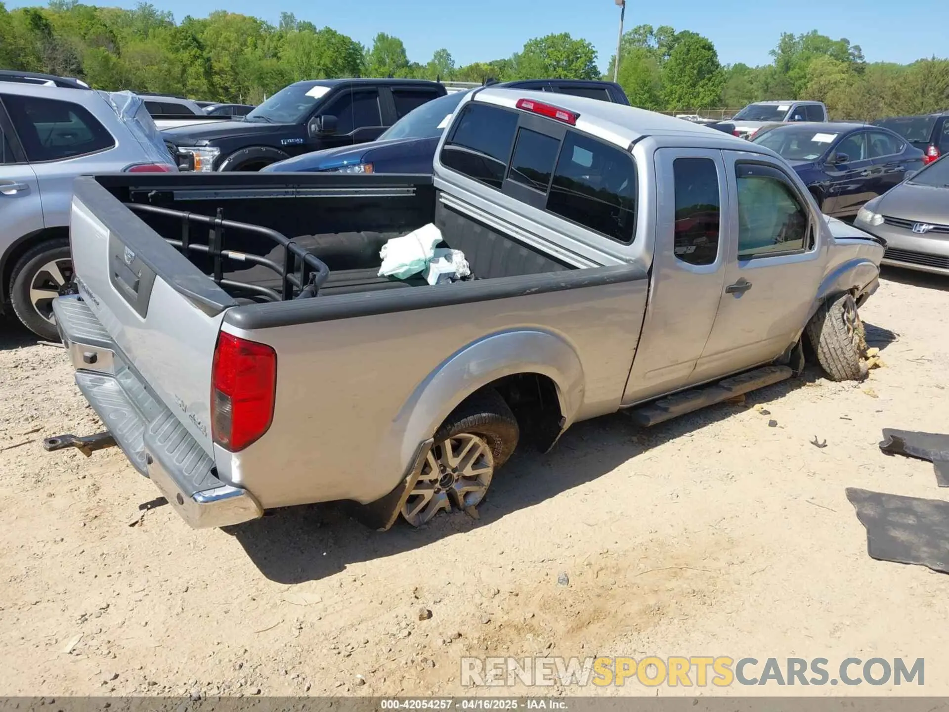 4 Photograph of a damaged car 1N6ED0CF9MN717481 NISSAN FRONTIER 2021