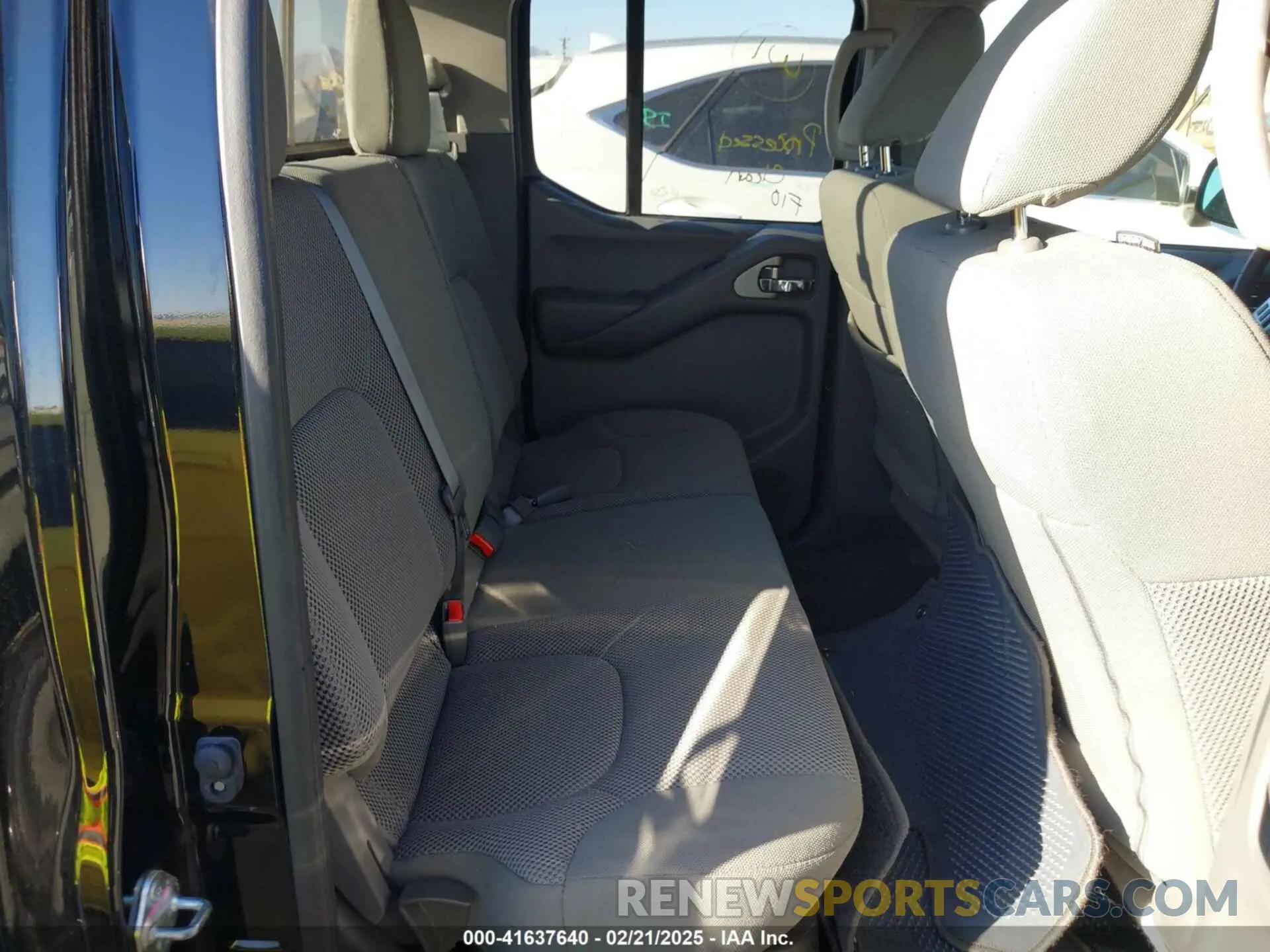 8 Photograph of a damaged car 1N6ED0EA1MN723826 NISSAN FRONTIER 2021