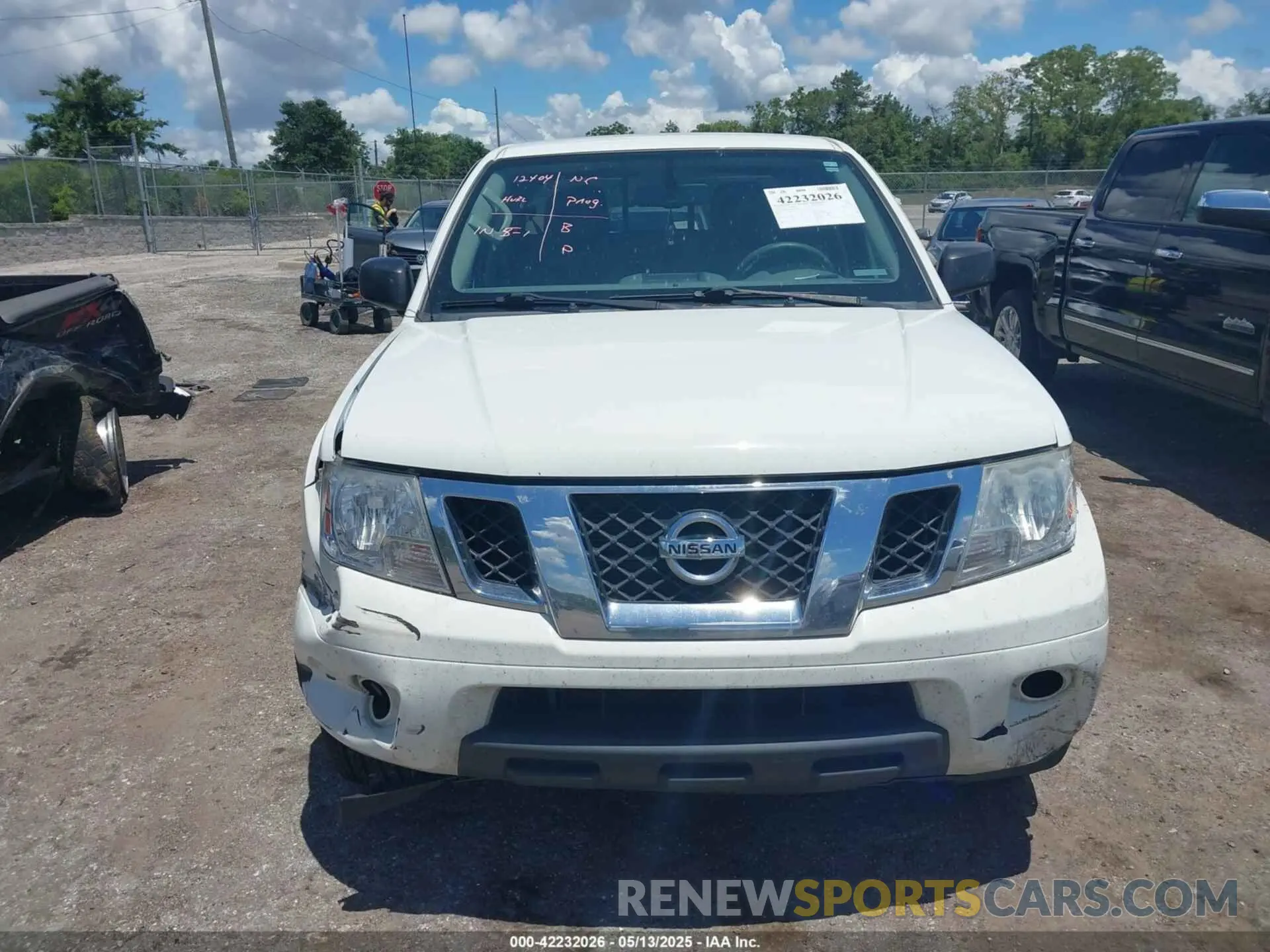 12 Photograph of a damaged car 1N6ED0EA8MN709955 NISSAN FRONTIER 2021